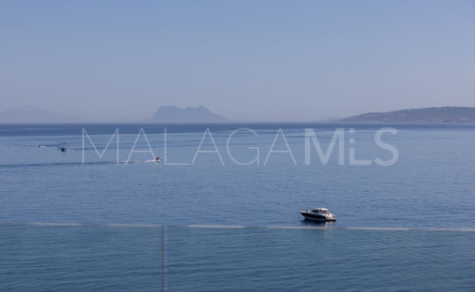 Duplex penthouse for sale in Estepona Puerto