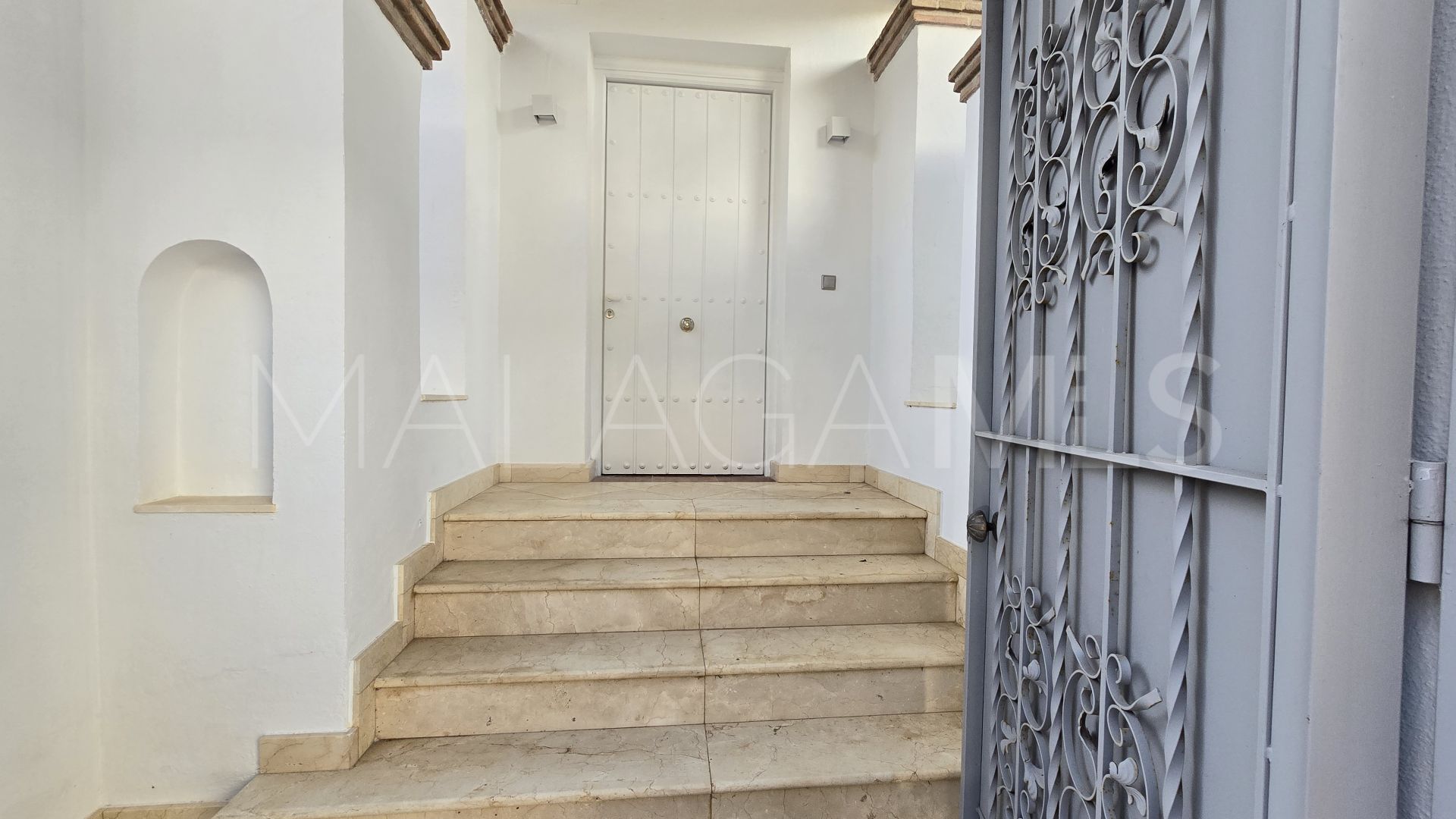 Villa for sale in Rio Real