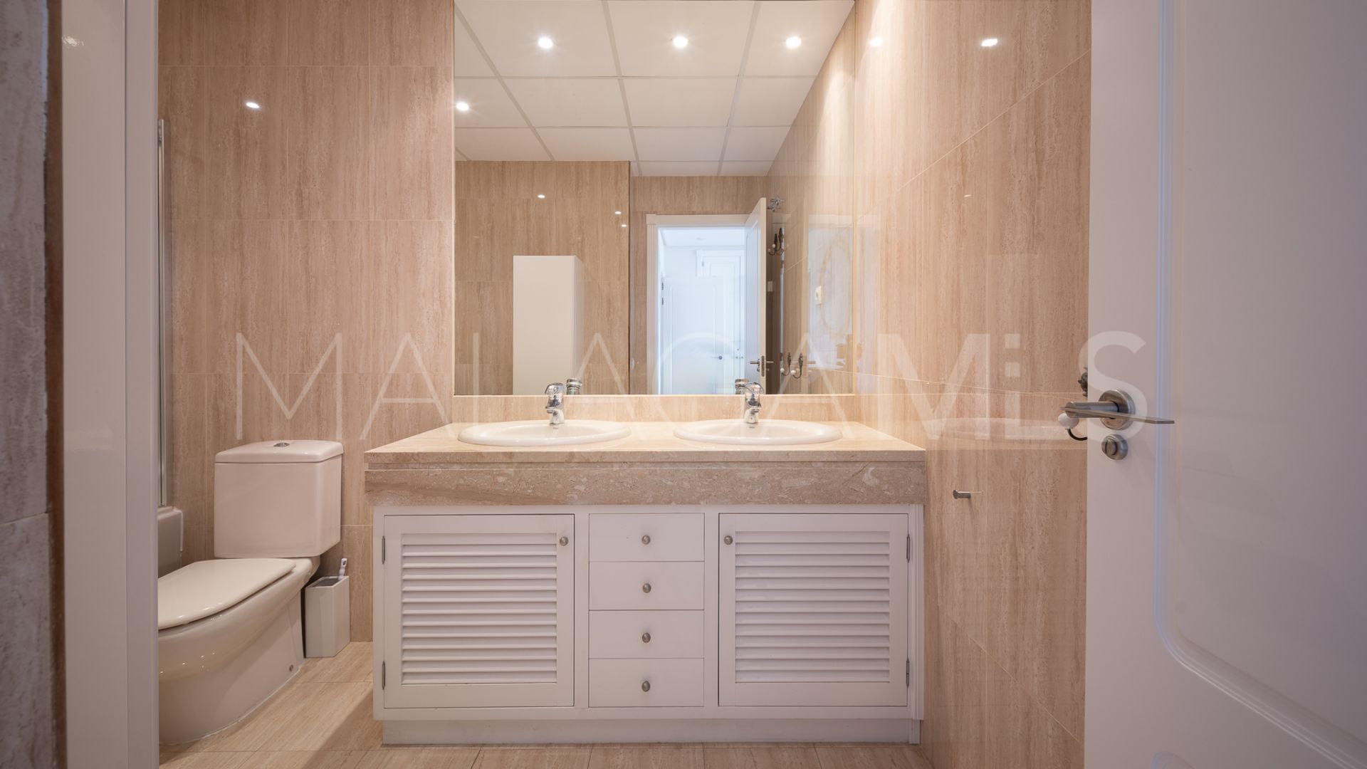 Duplex penthouse for sale in Nueva Andalucia