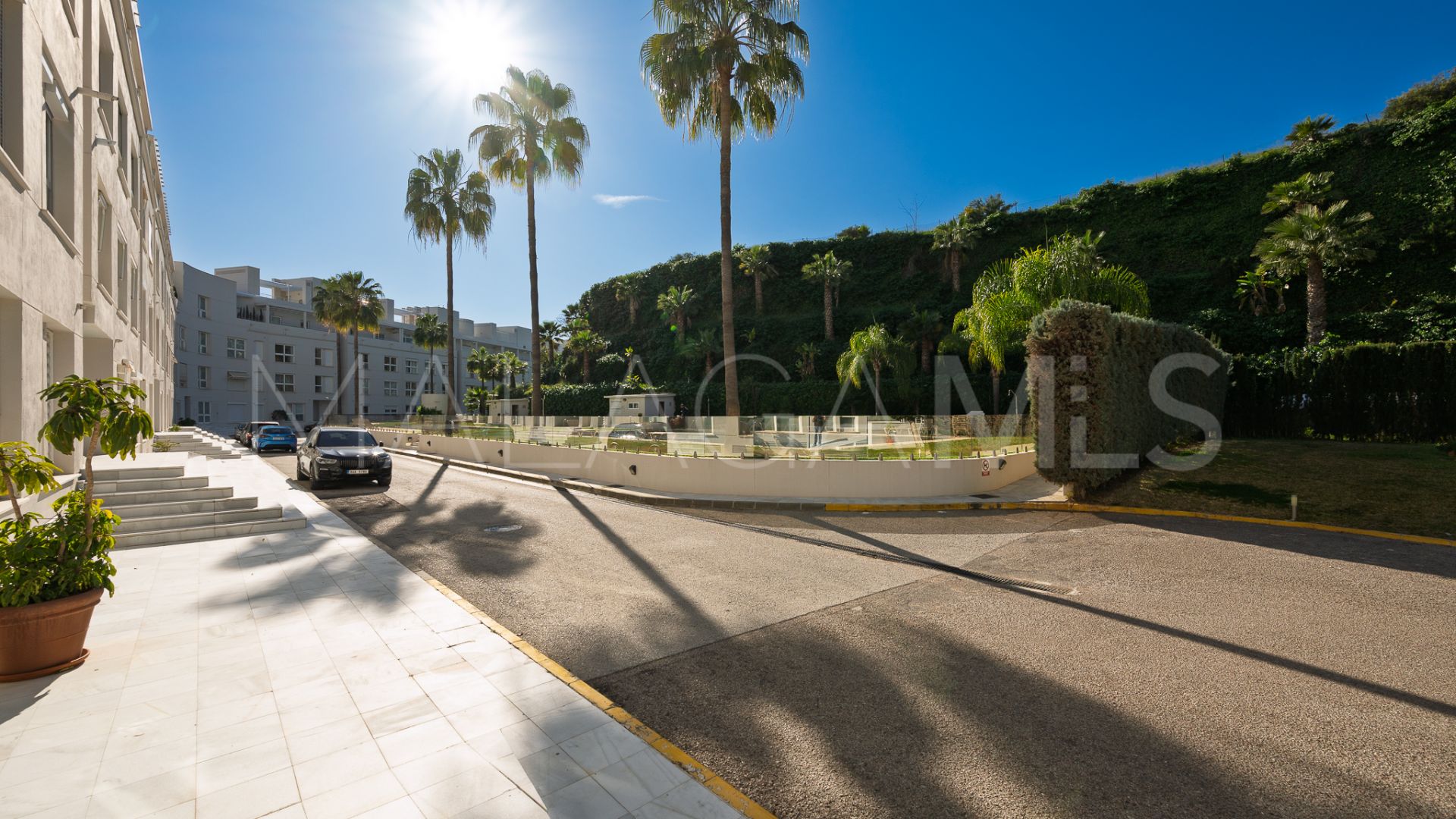 Duplex penthouse for sale in Nueva Andalucia