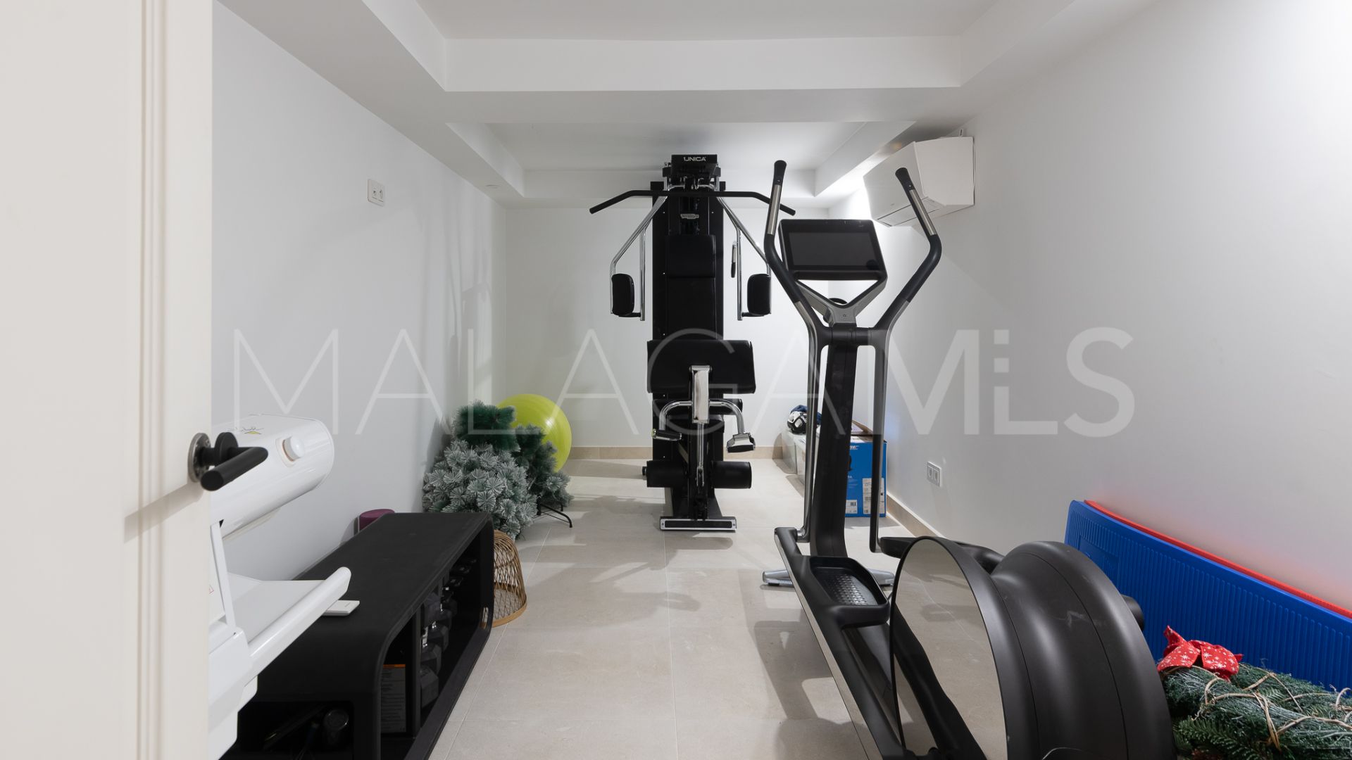 For sale semi detached house in Cortijo Blanco