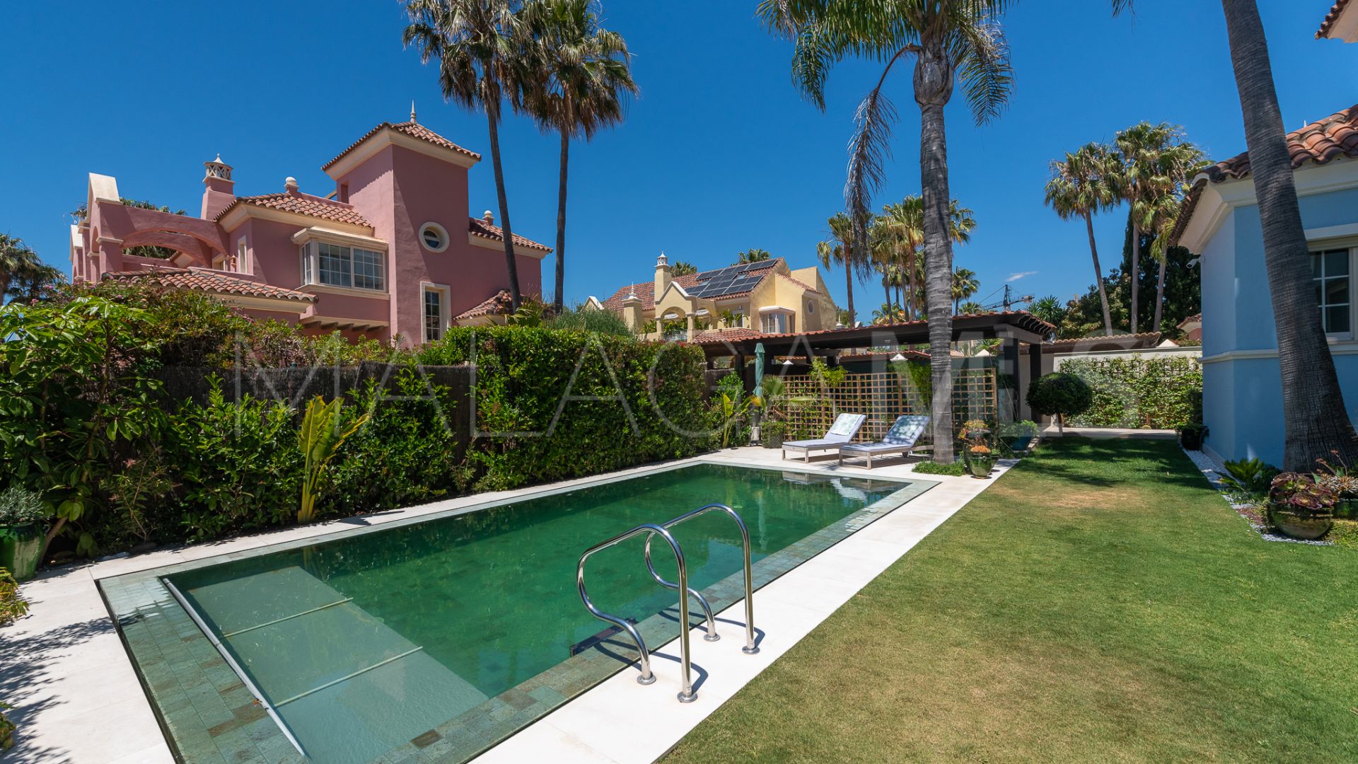 For sale semi detached house in Cortijo Blanco