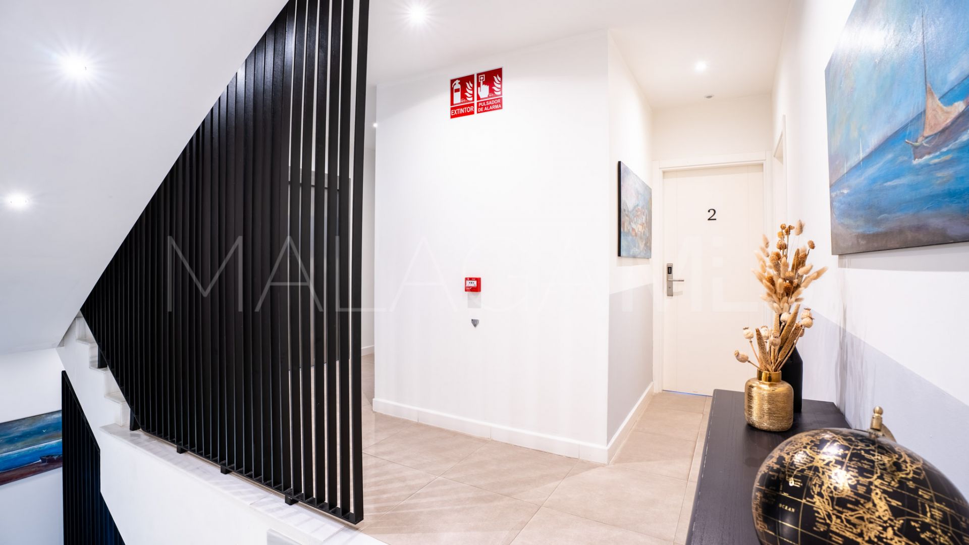 Hotel for sale in Estepona