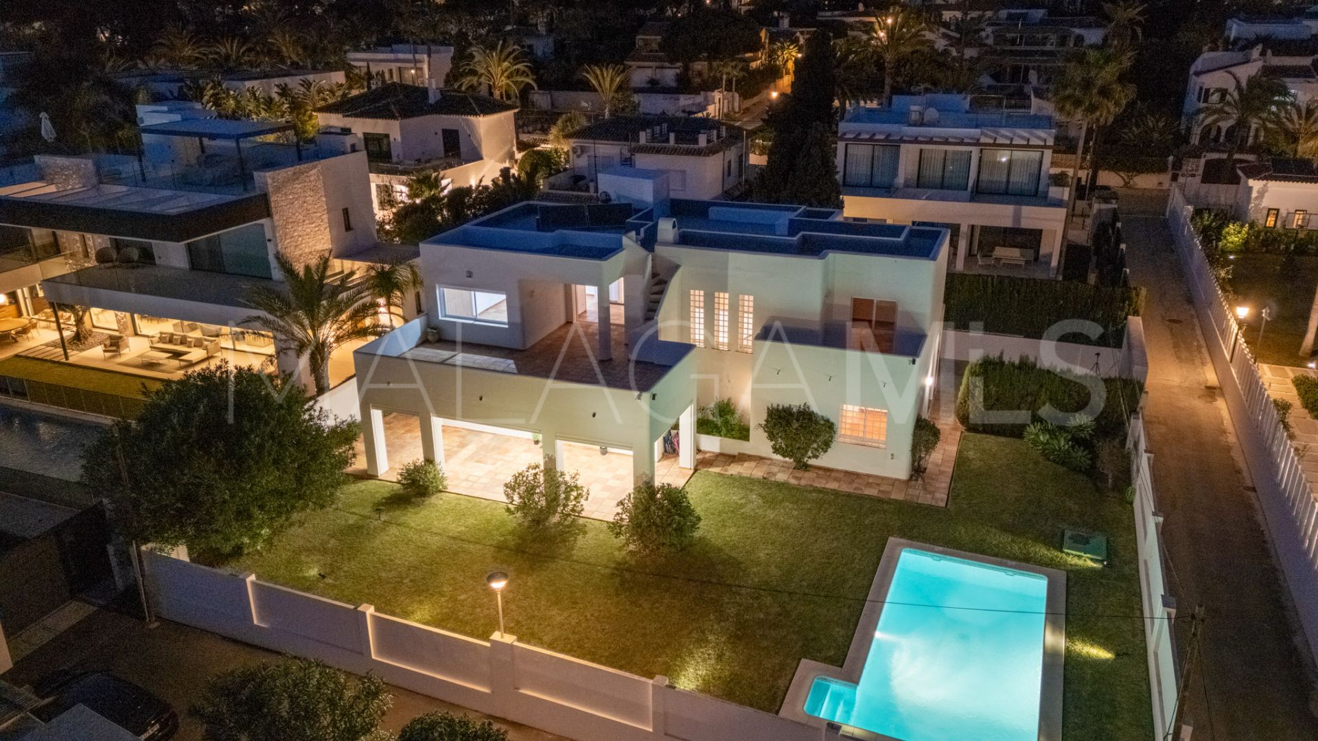 Villa for sale in Marbesa