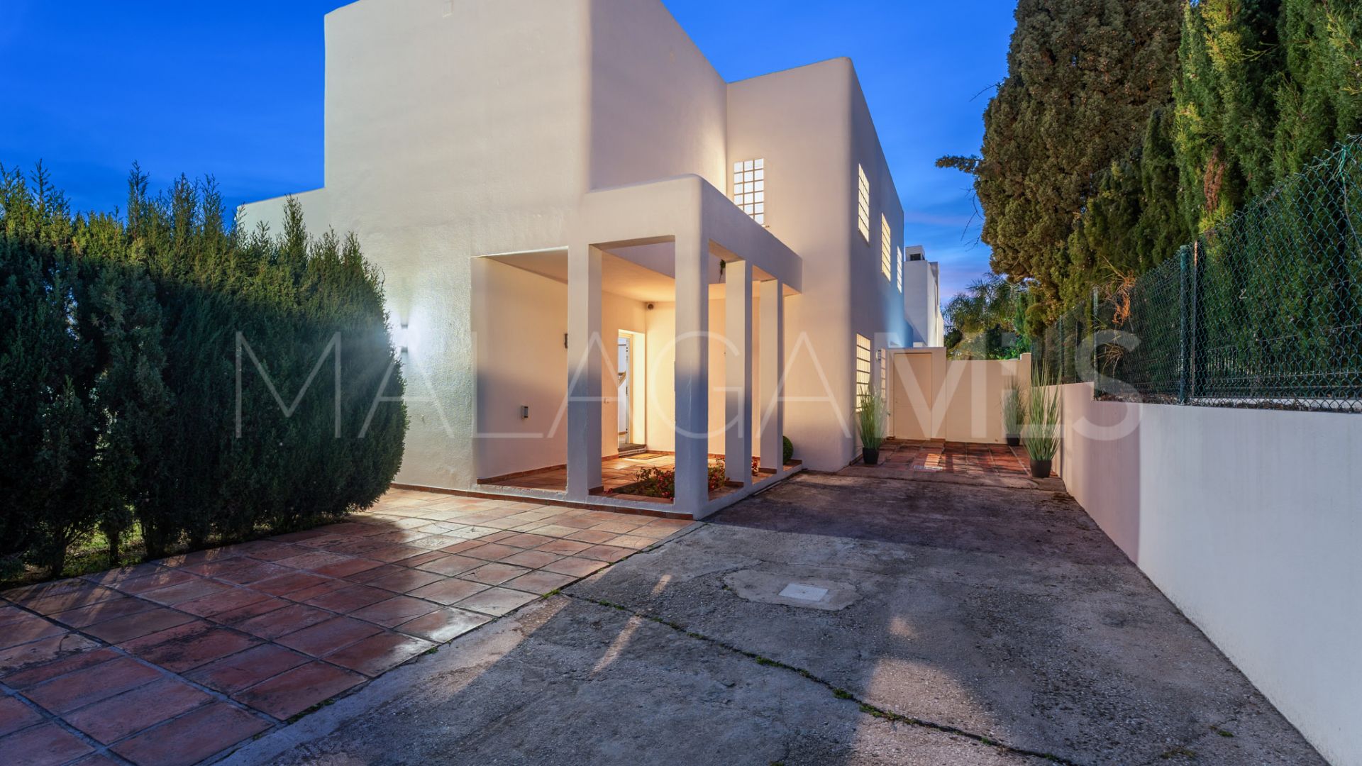 Villa for sale in Marbesa