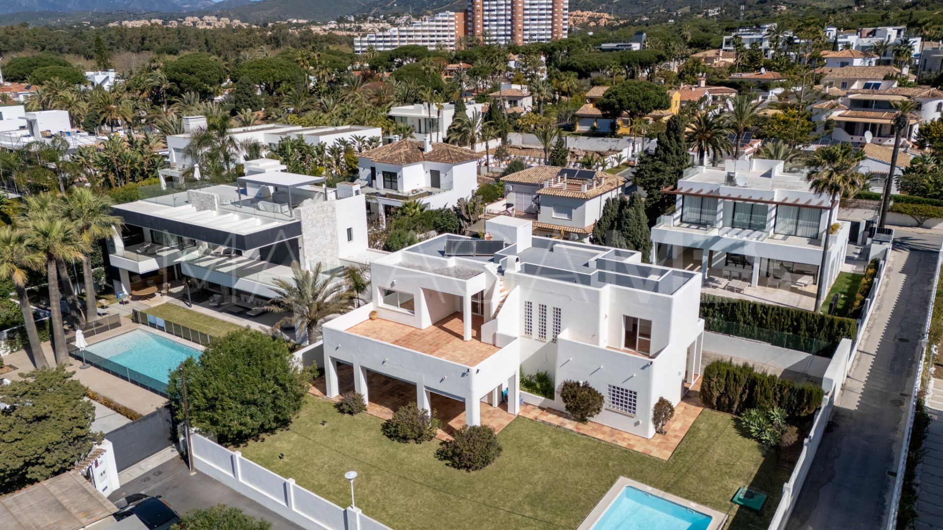 Villa for sale in Marbesa