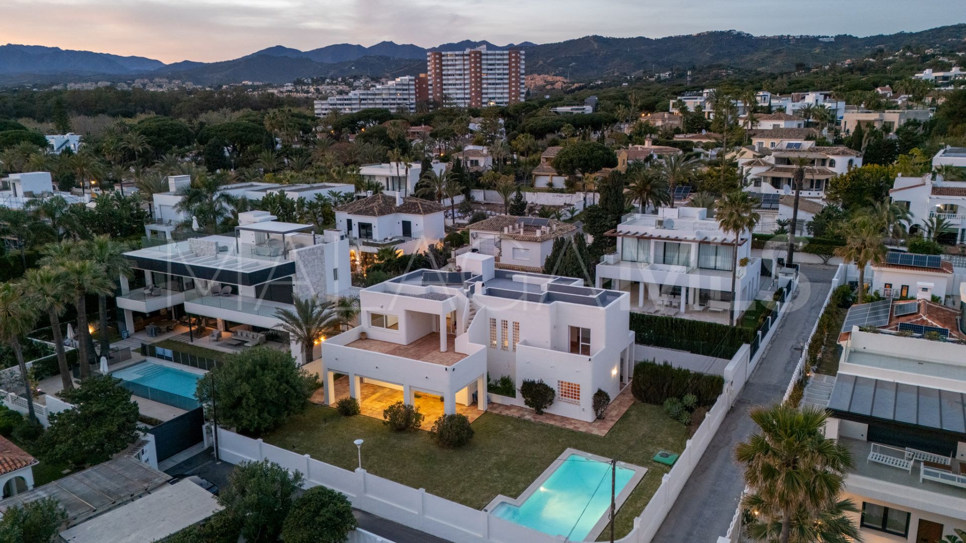 Villa for sale in Marbesa