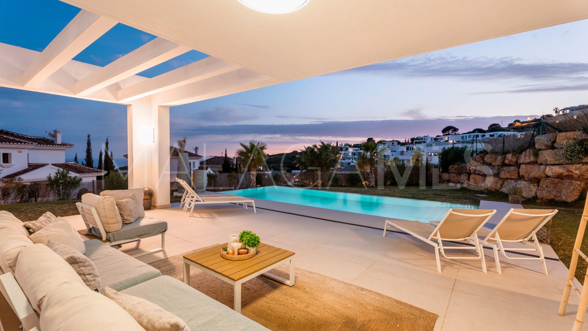 Villa for sale in Mijas