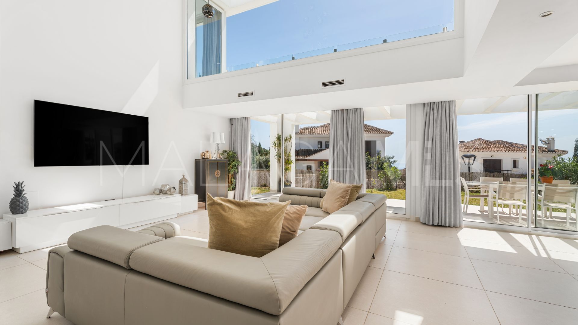 Villa for sale in Mijas