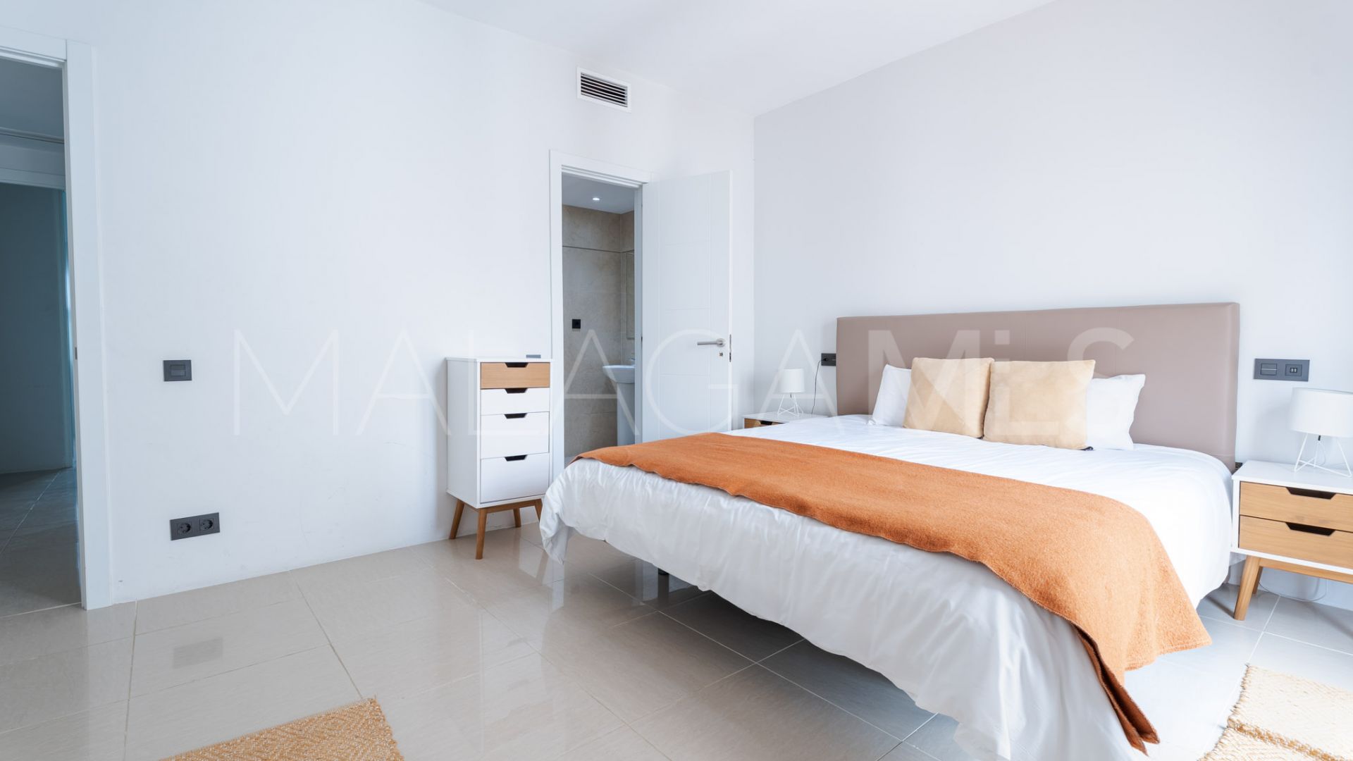 Se vende apartamento in Marbella - Puerto Banus with 2 bedrooms