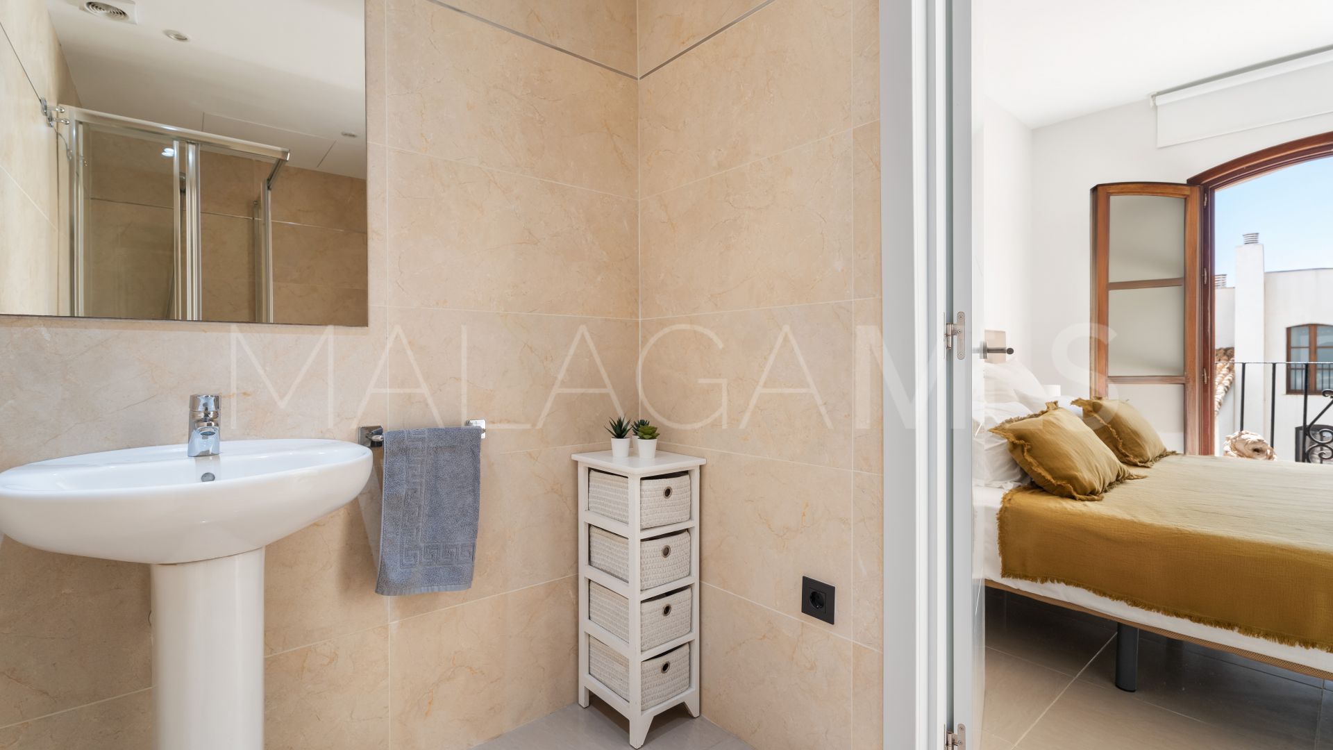 Wohnung for sale in Marbella - Puerto Banus