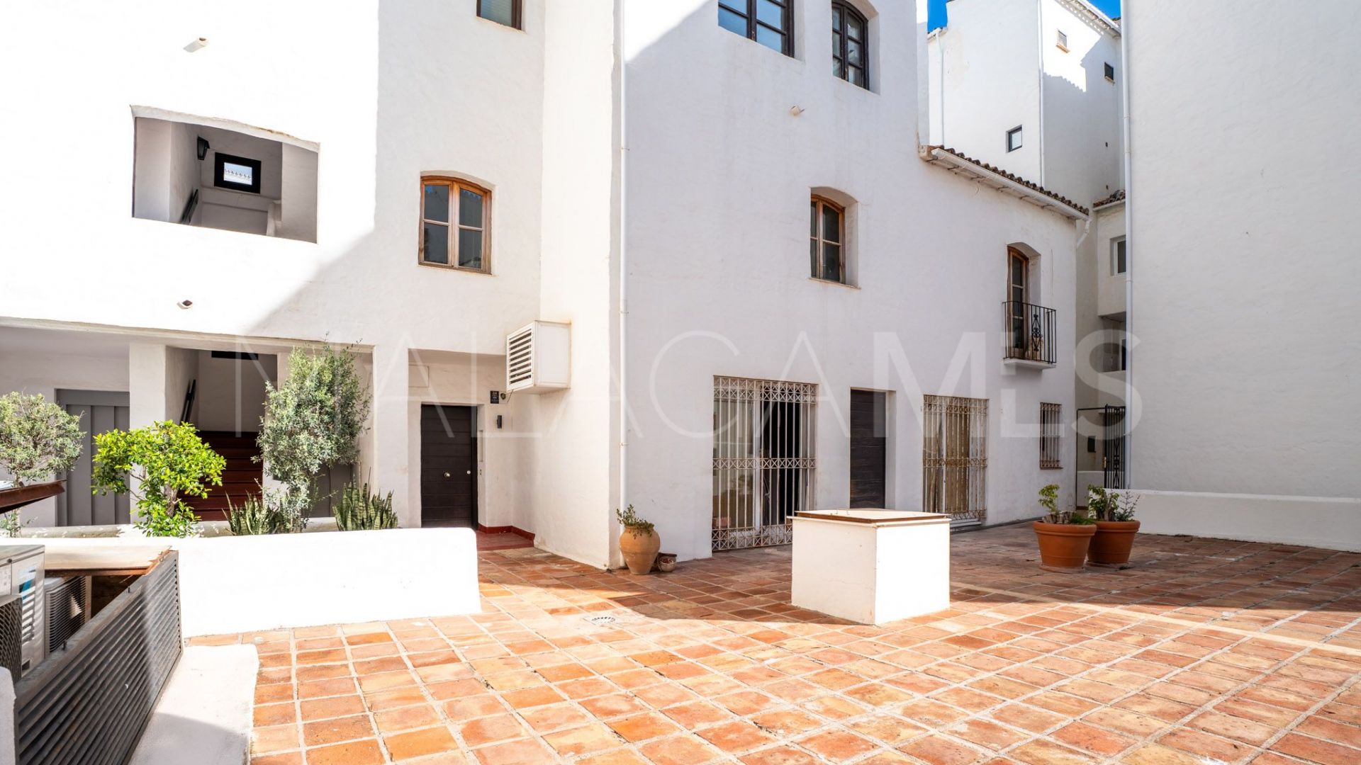 Se vende apartamento in Marbella - Puerto Banus with 2 bedrooms