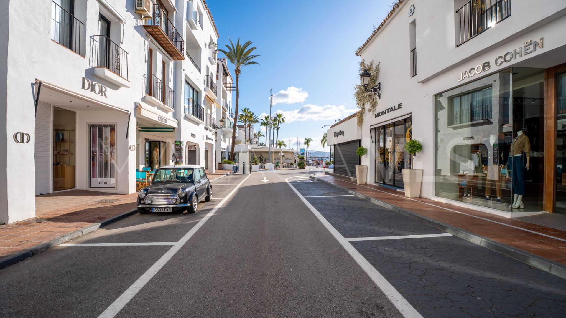 Se vende apartamento in Marbella - Puerto Banus with 2 bedrooms