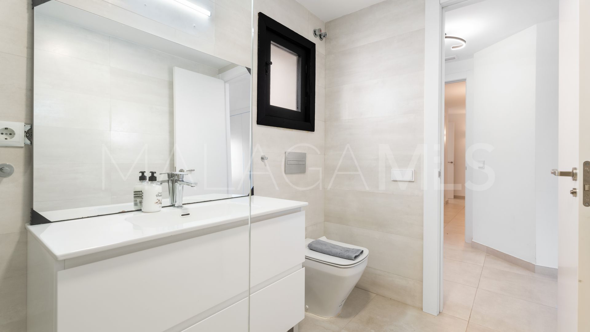 Lägenhet for sale in Marbella - Puerto Banus
