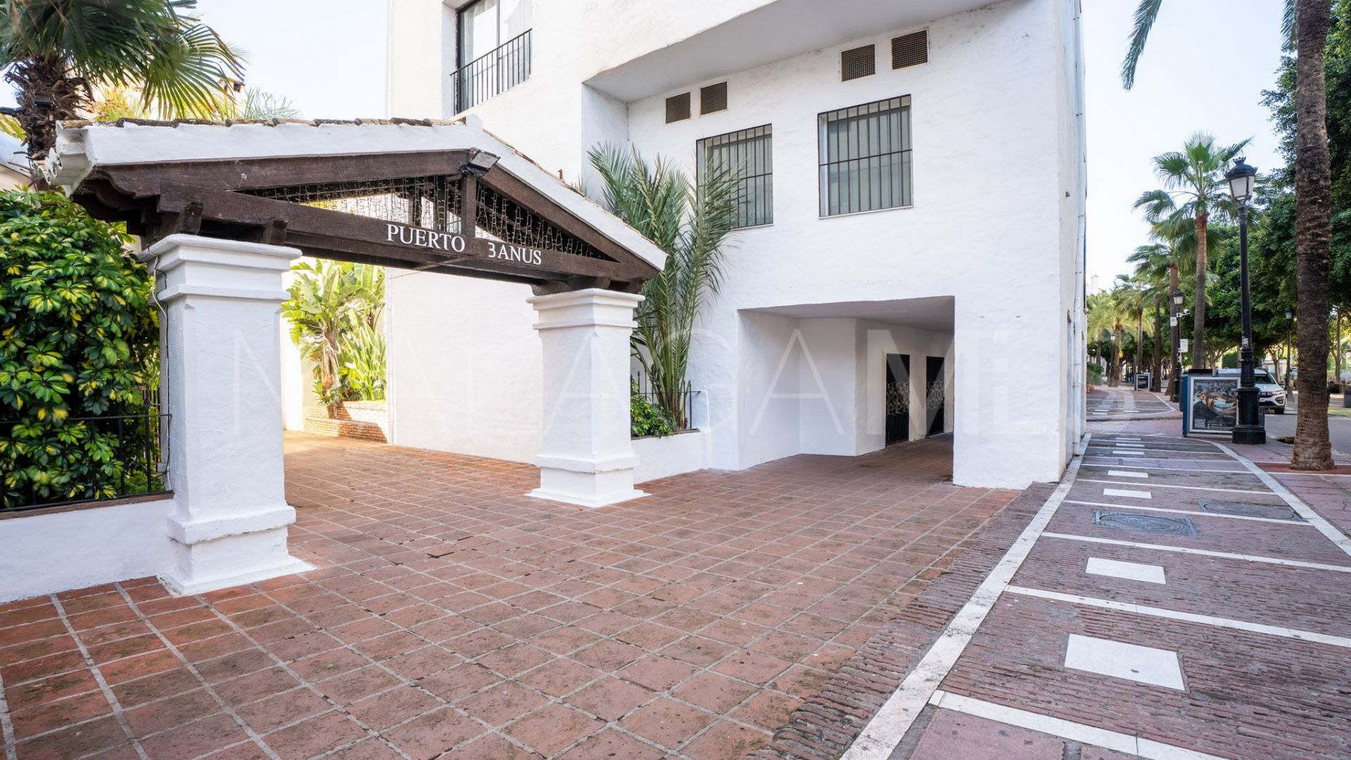 Wohnung for sale in Marbella - Puerto Banus