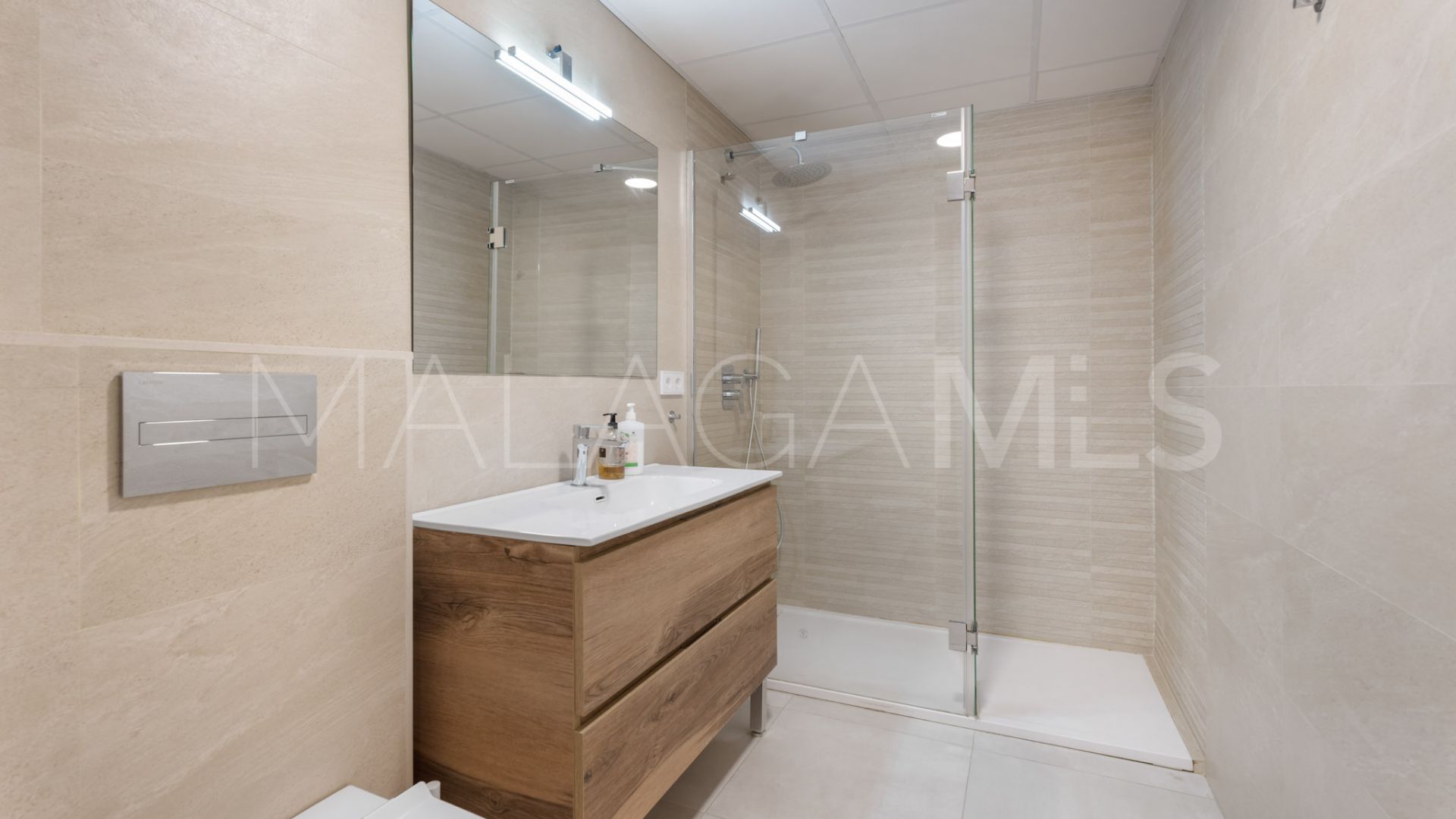 Wohnung for sale in Marbella - Puerto Banus