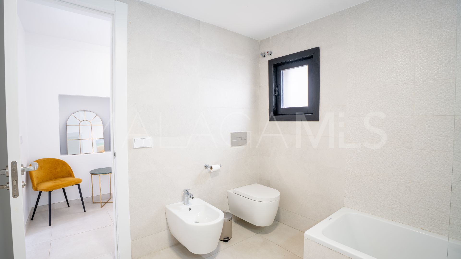 Wohnung for sale in Marbella - Puerto Banus