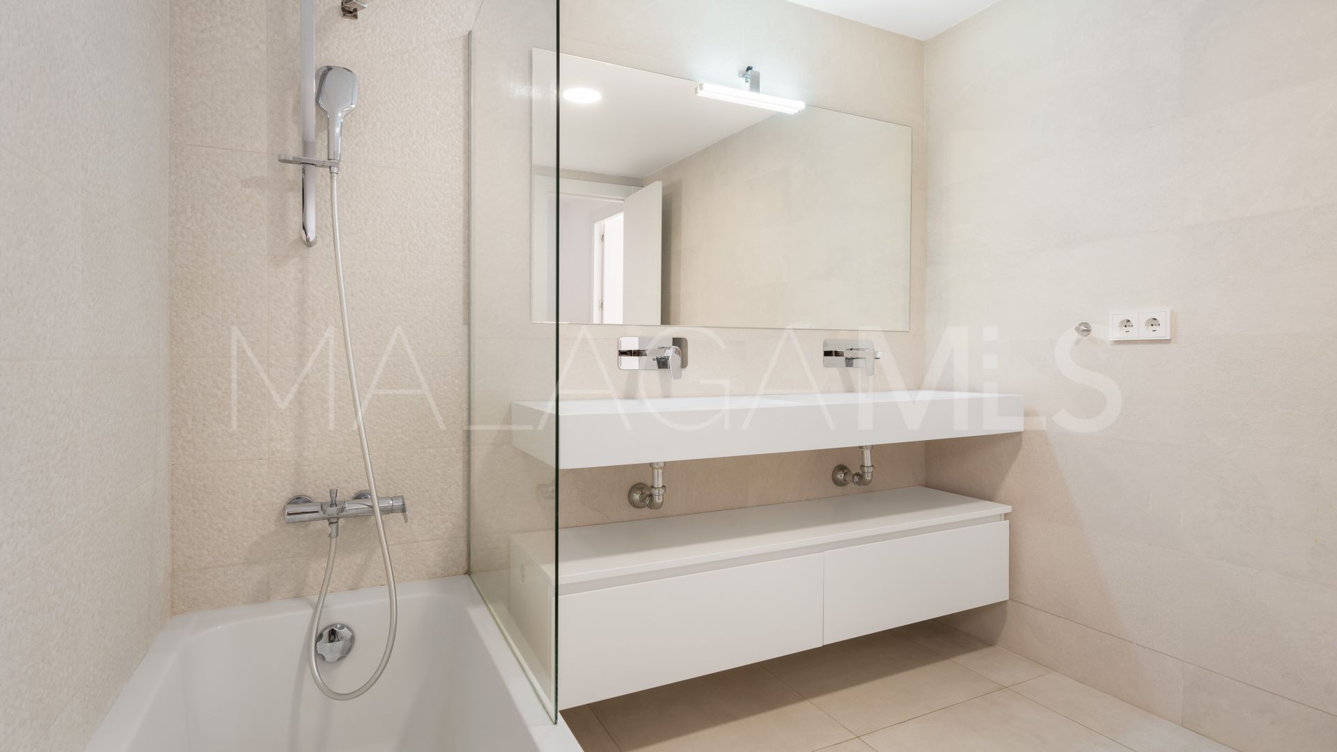 Lägenhet for sale in Marbella - Puerto Banus