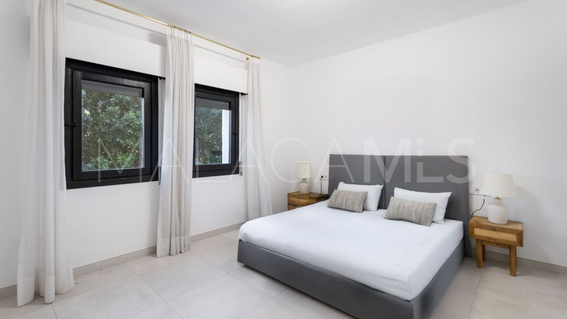Wohnung for sale in Marbella - Puerto Banus