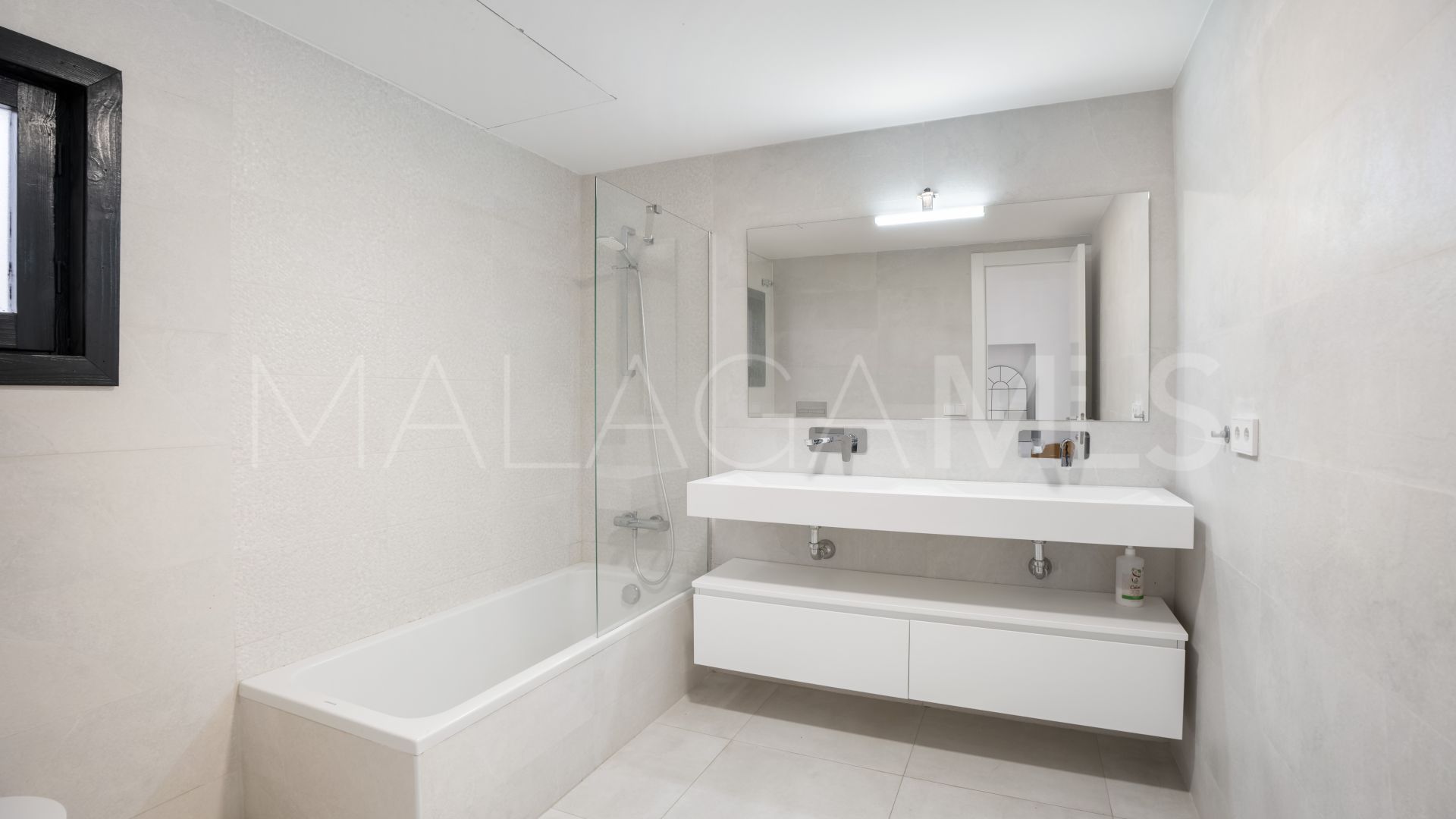 Wohnung for sale in Marbella - Puerto Banus