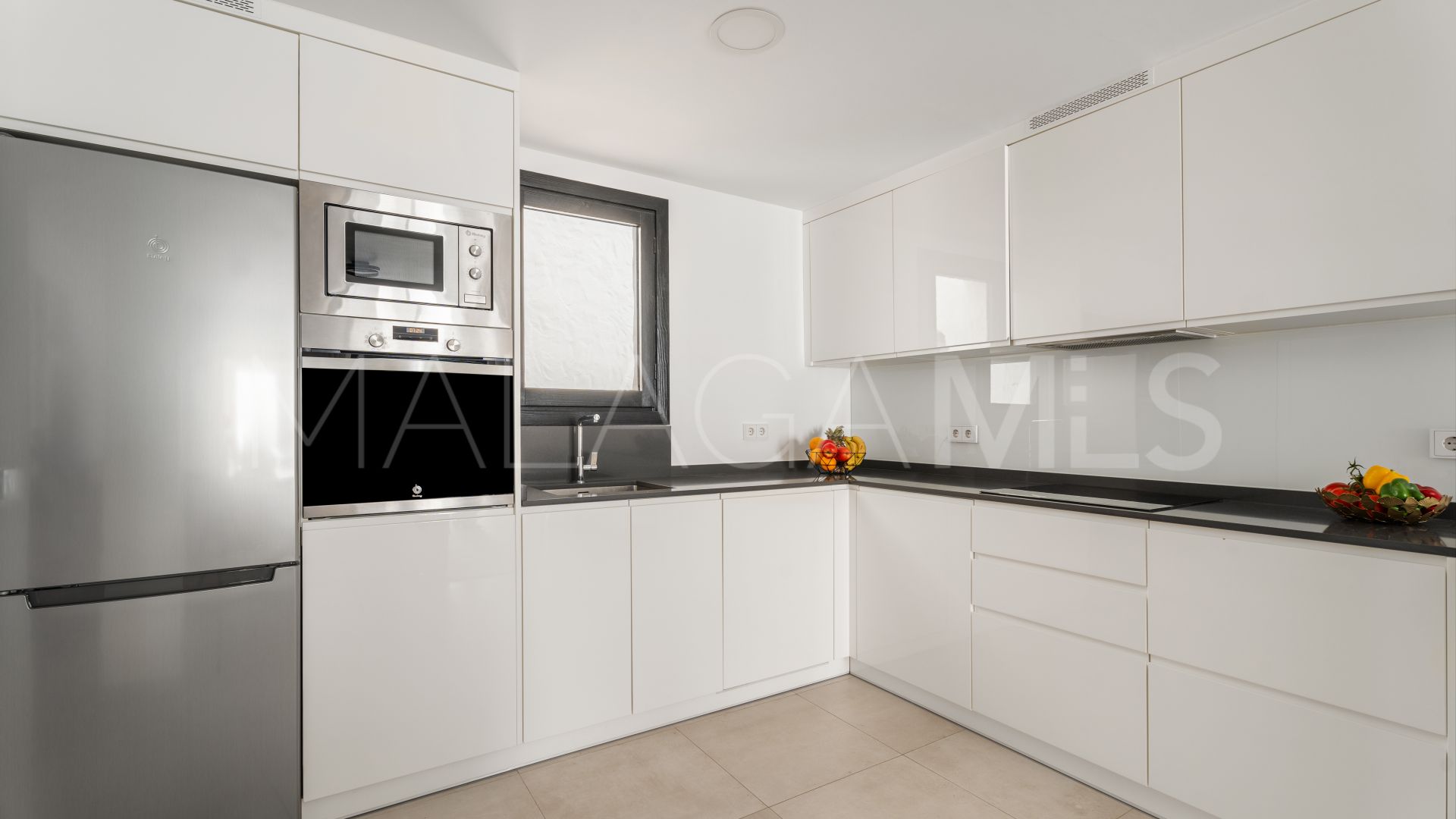 Lägenhet for sale in Marbella - Puerto Banus