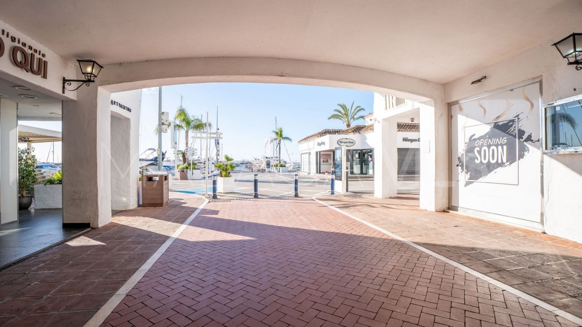 Wohnung for sale in Marbella - Puerto Banus