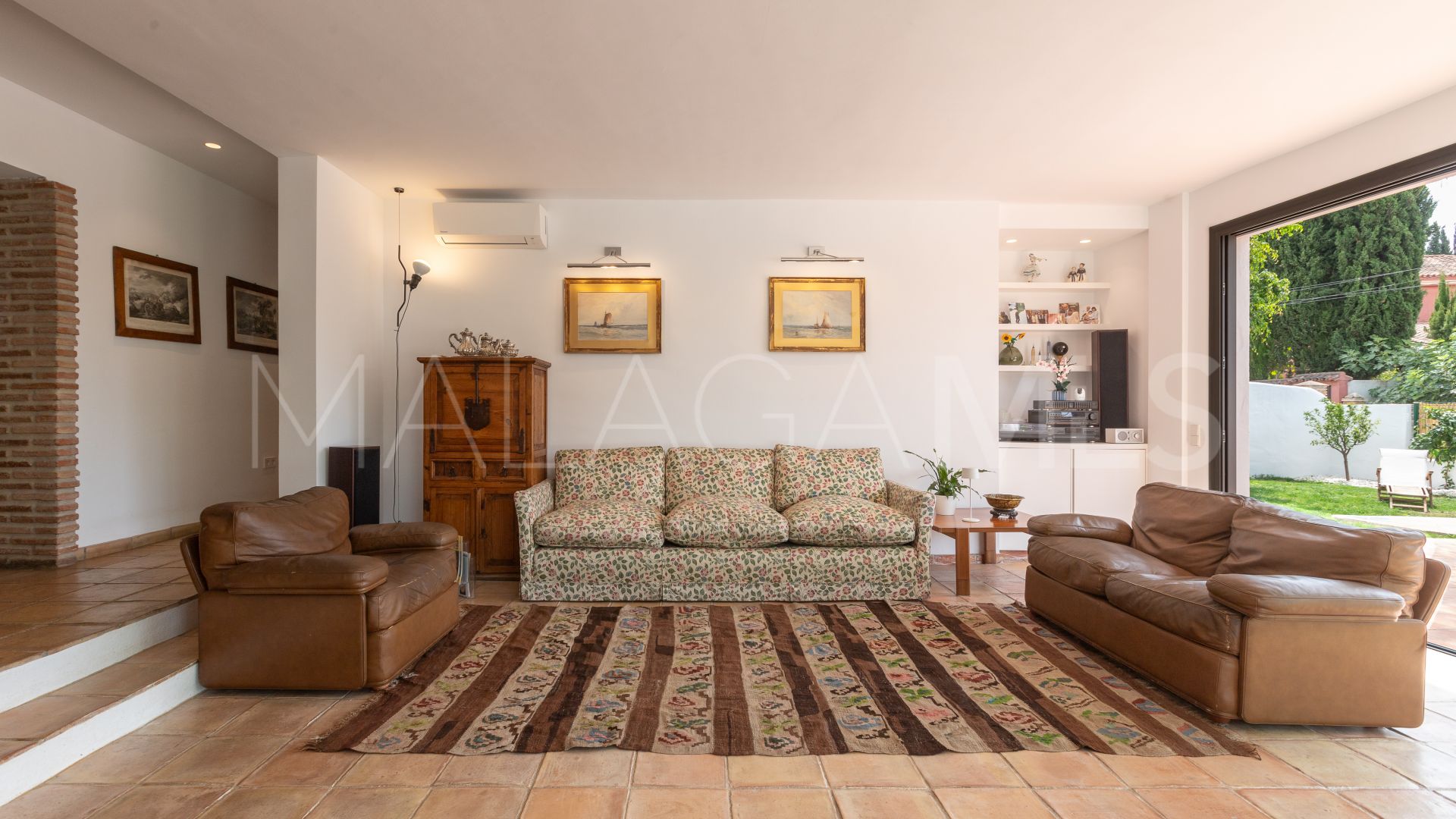 Villa for sale in Nagüeles