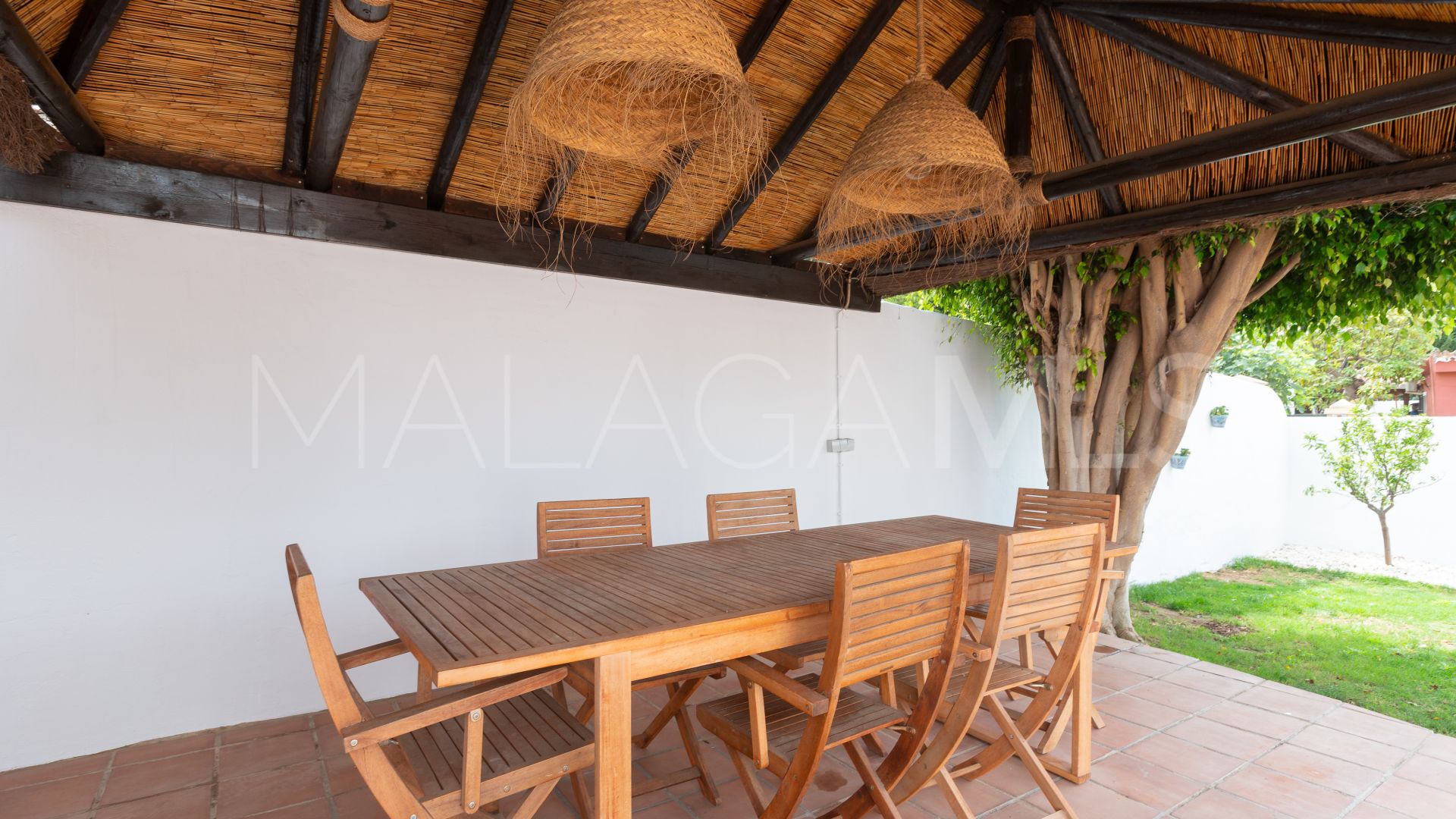 Villa for sale in Nagüeles