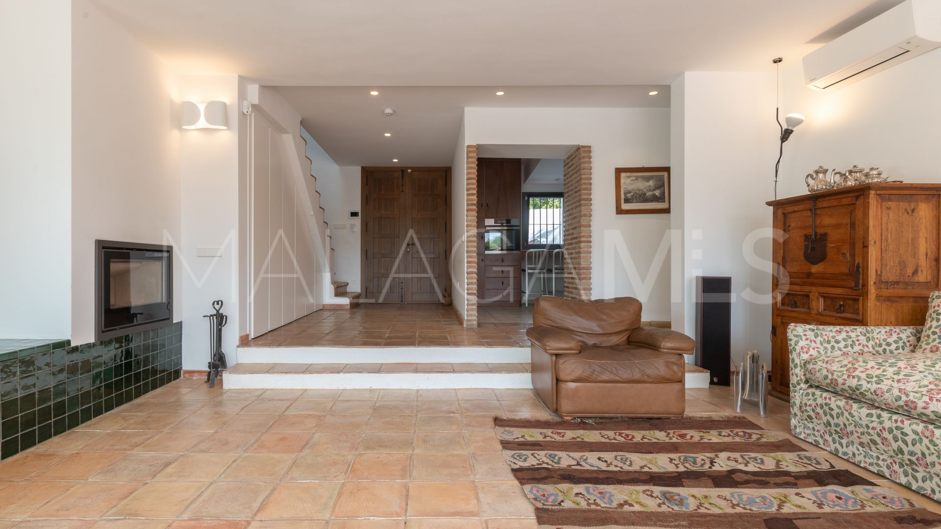 Villa for sale in Nagüeles