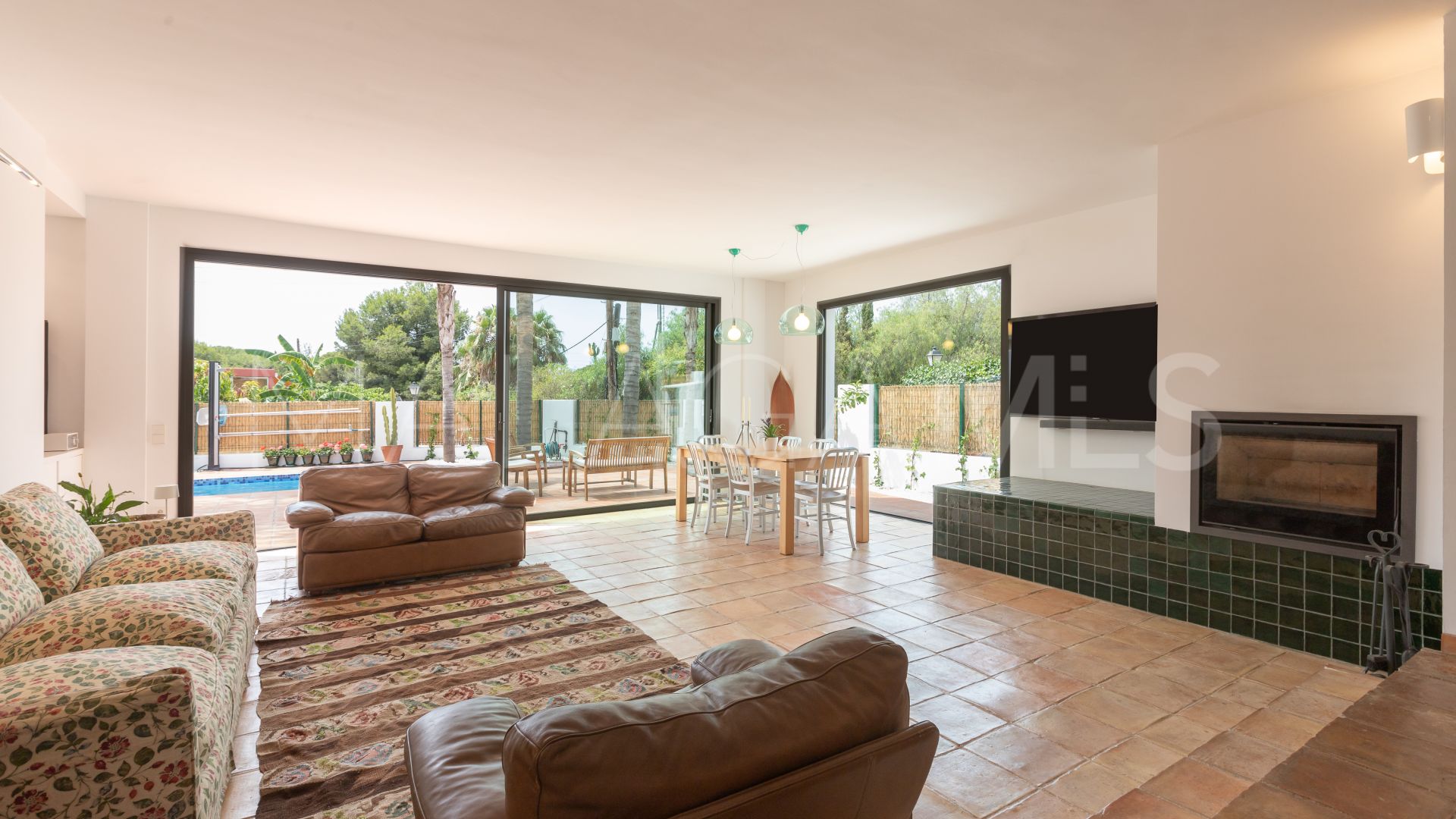 Villa for sale in Nagüeles