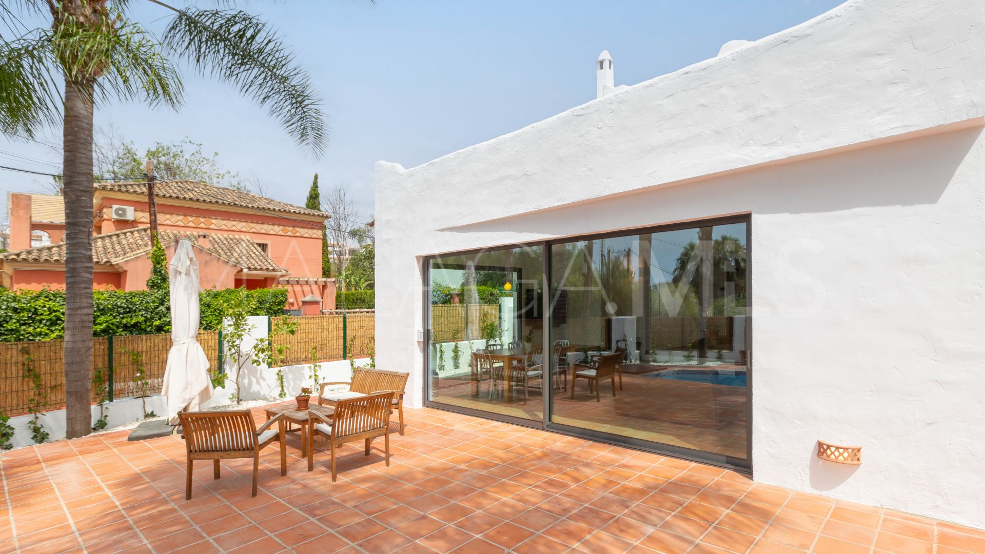 Villa for sale in Nagüeles