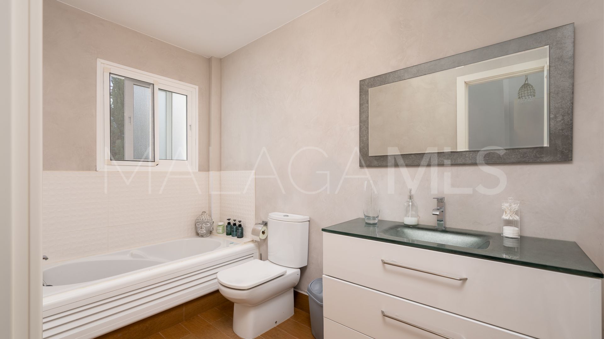 Town house for sale in Fuengirola with 4 bedrooms
