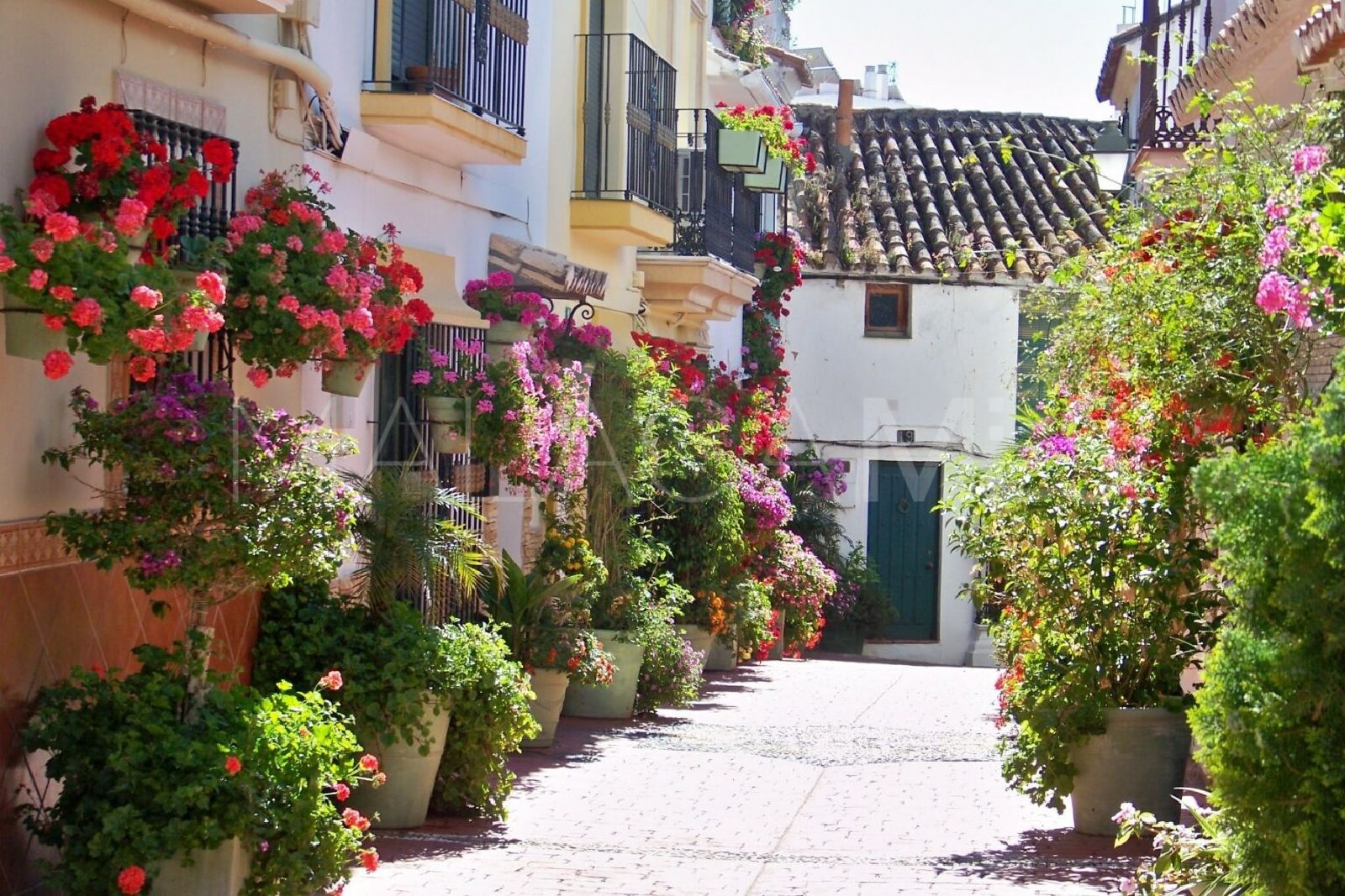 For sale Estepona Old Town town house with 3 bedrooms