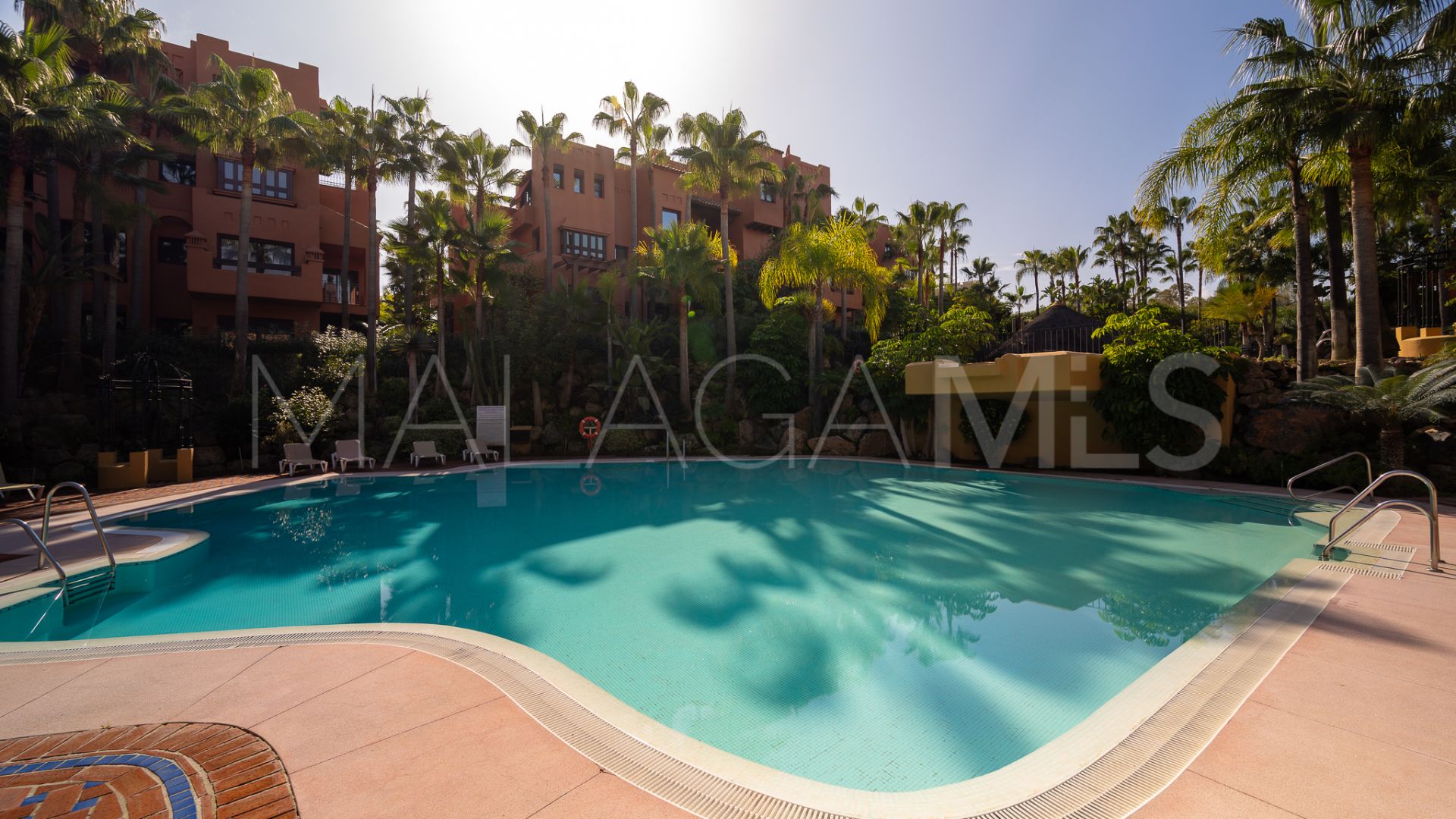 For sale apartment in La Alzambra Hill Club with 3 bedrooms