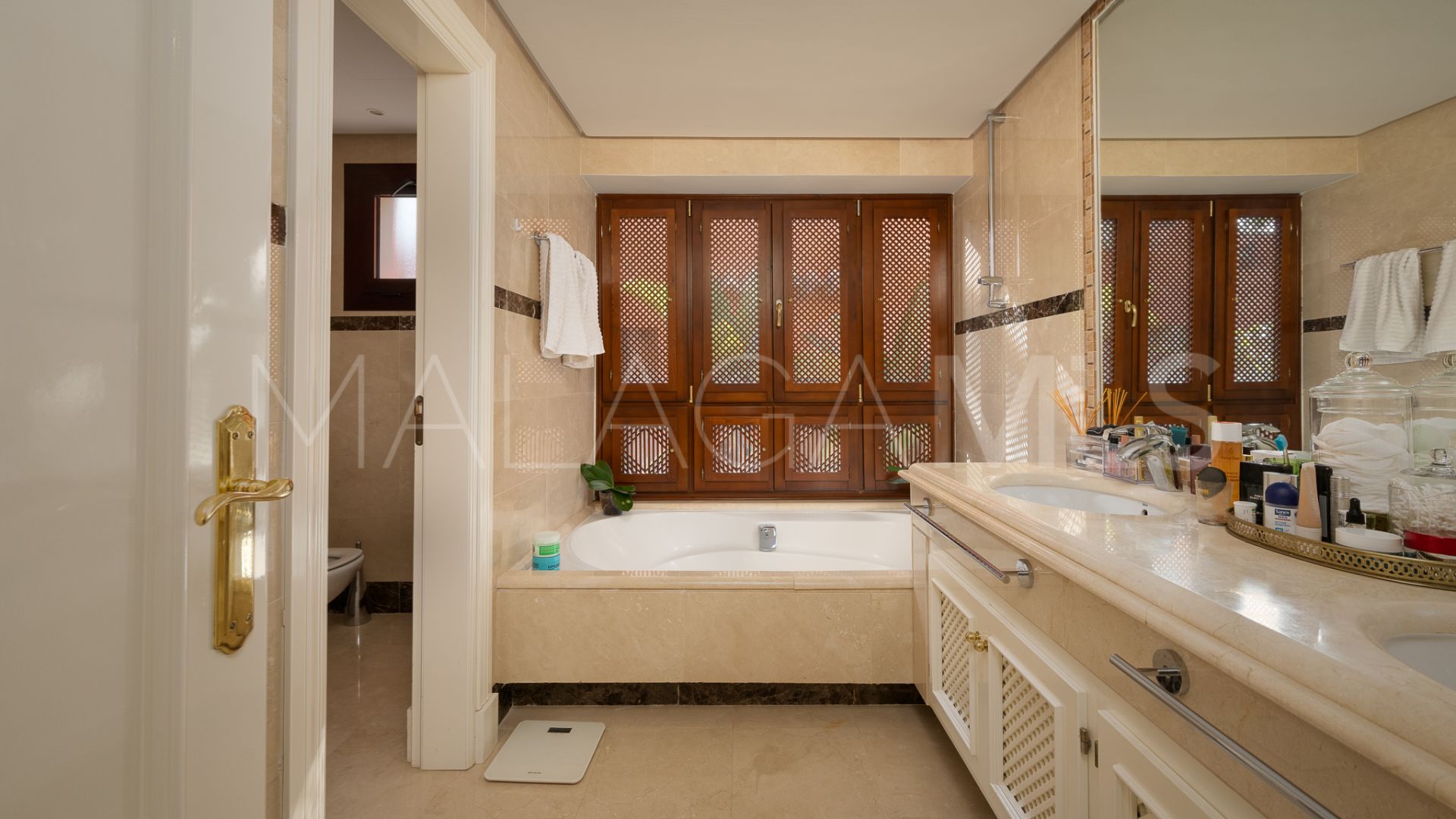 Wohnung for sale in La Alzambra Hill Club