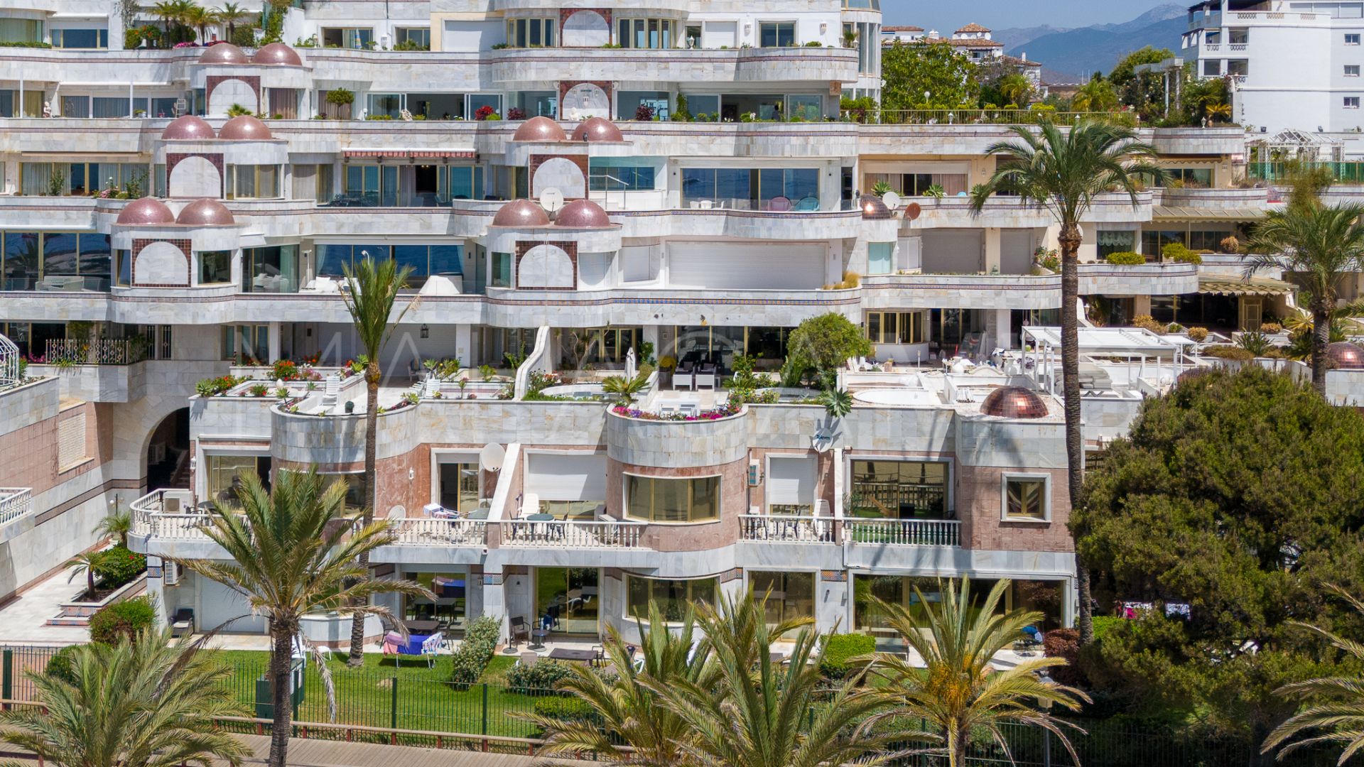 Duplex planta baja for sale de 6 bedrooms in Gray D'Albion