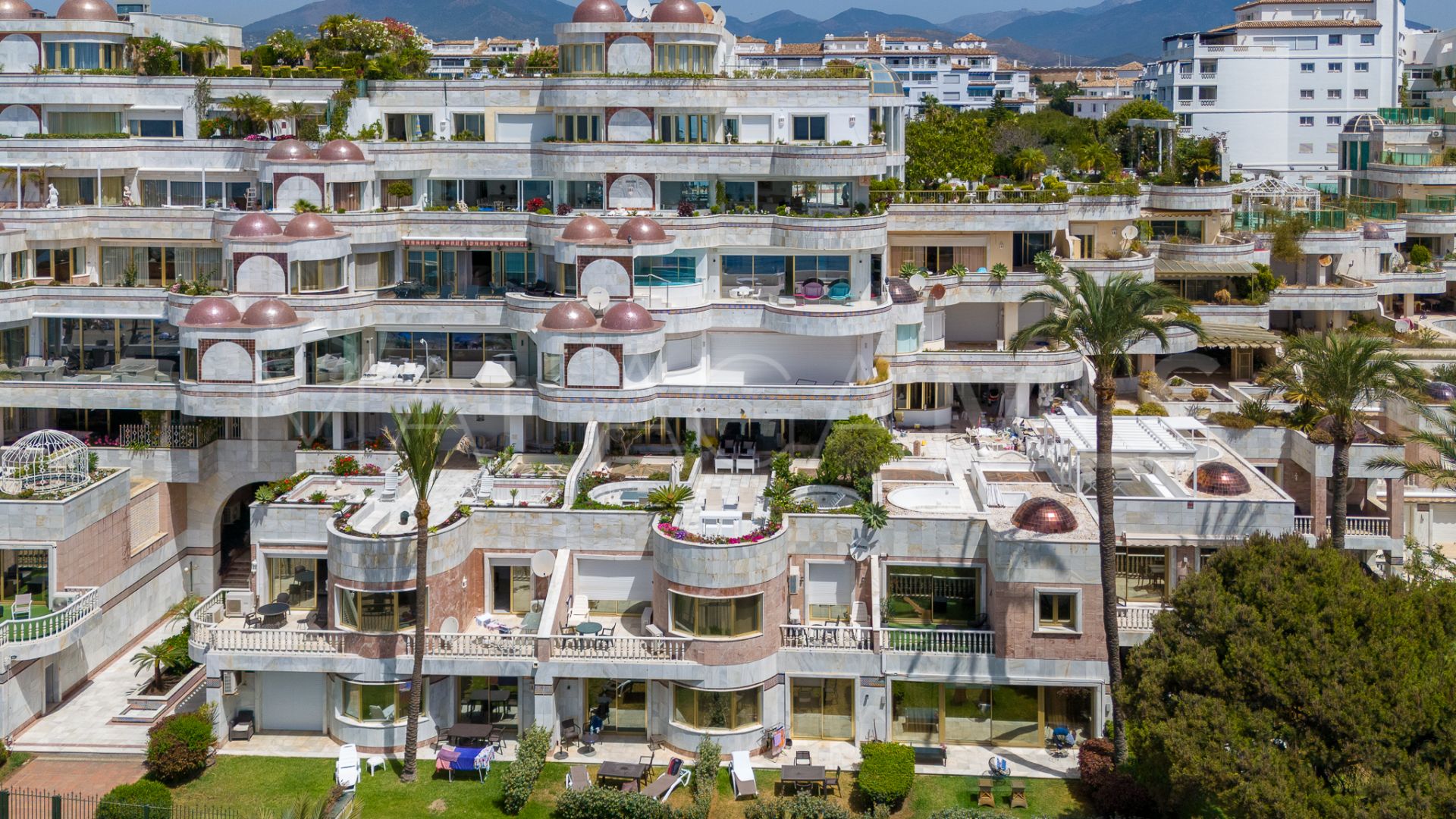 Duplex planta baja for sale de 6 bedrooms in Gray D'Albion