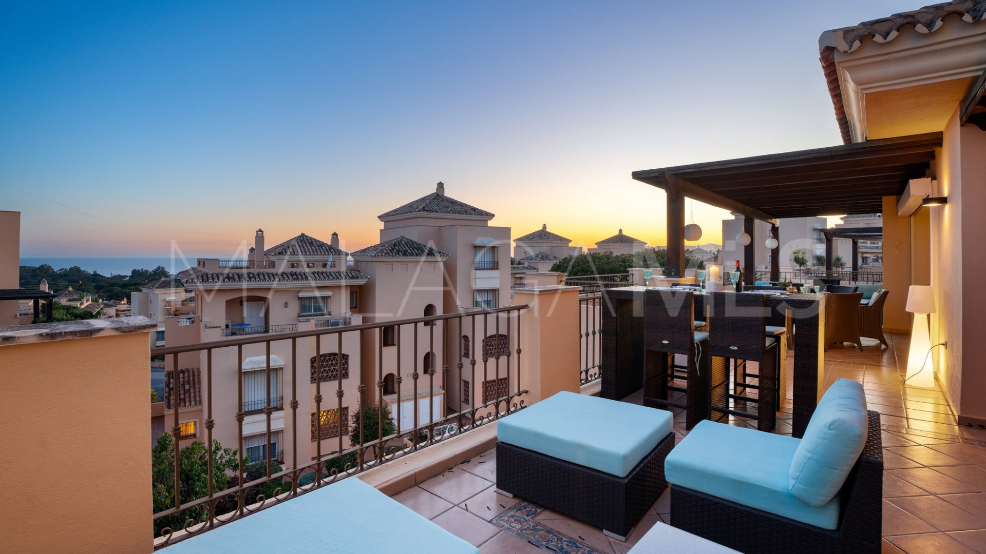 Zweistöckiges penthouse for sale in Hacienda Elviria
