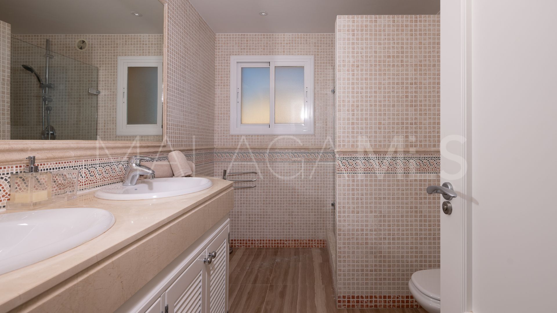 Zweistöckiges penthouse for sale in Hacienda Elviria