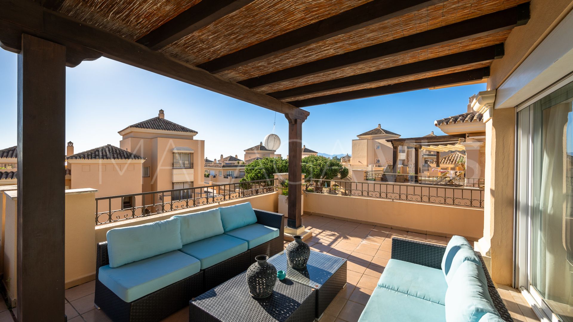 Zweistöckiges penthouse for sale in Hacienda Elviria