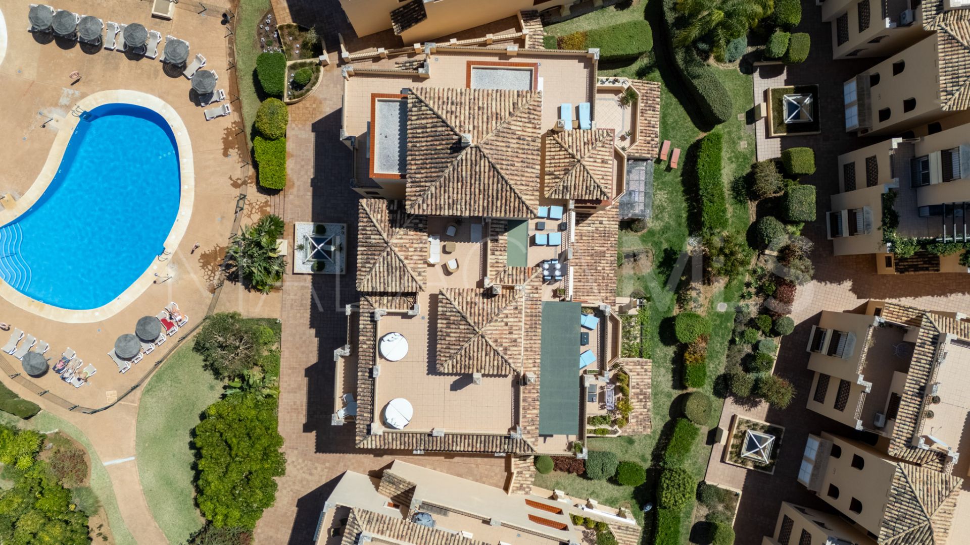 Zweistöckiges penthouse for sale in Hacienda Elviria