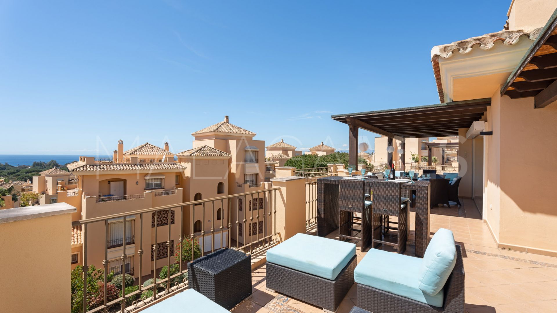 Zweistöckiges penthouse for sale in Hacienda Elviria