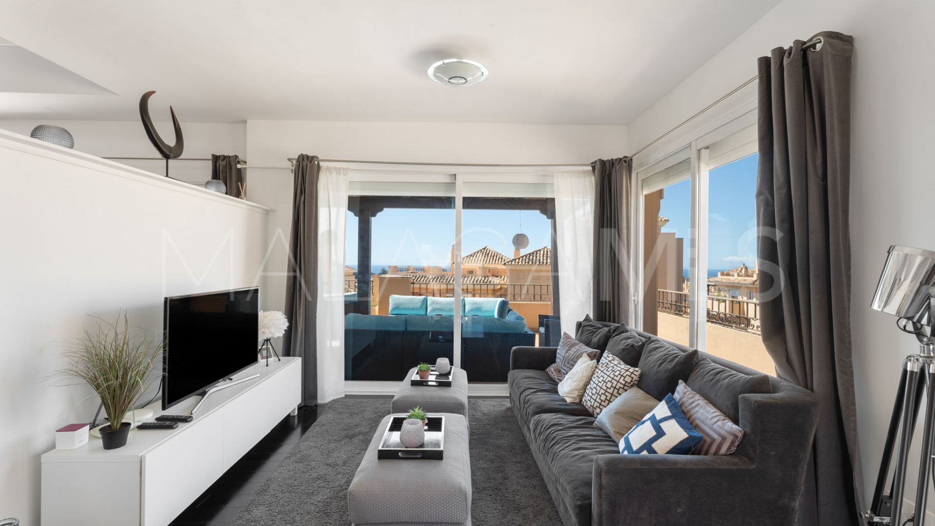 Zweistöckiges penthouse for sale in Hacienda Elviria
