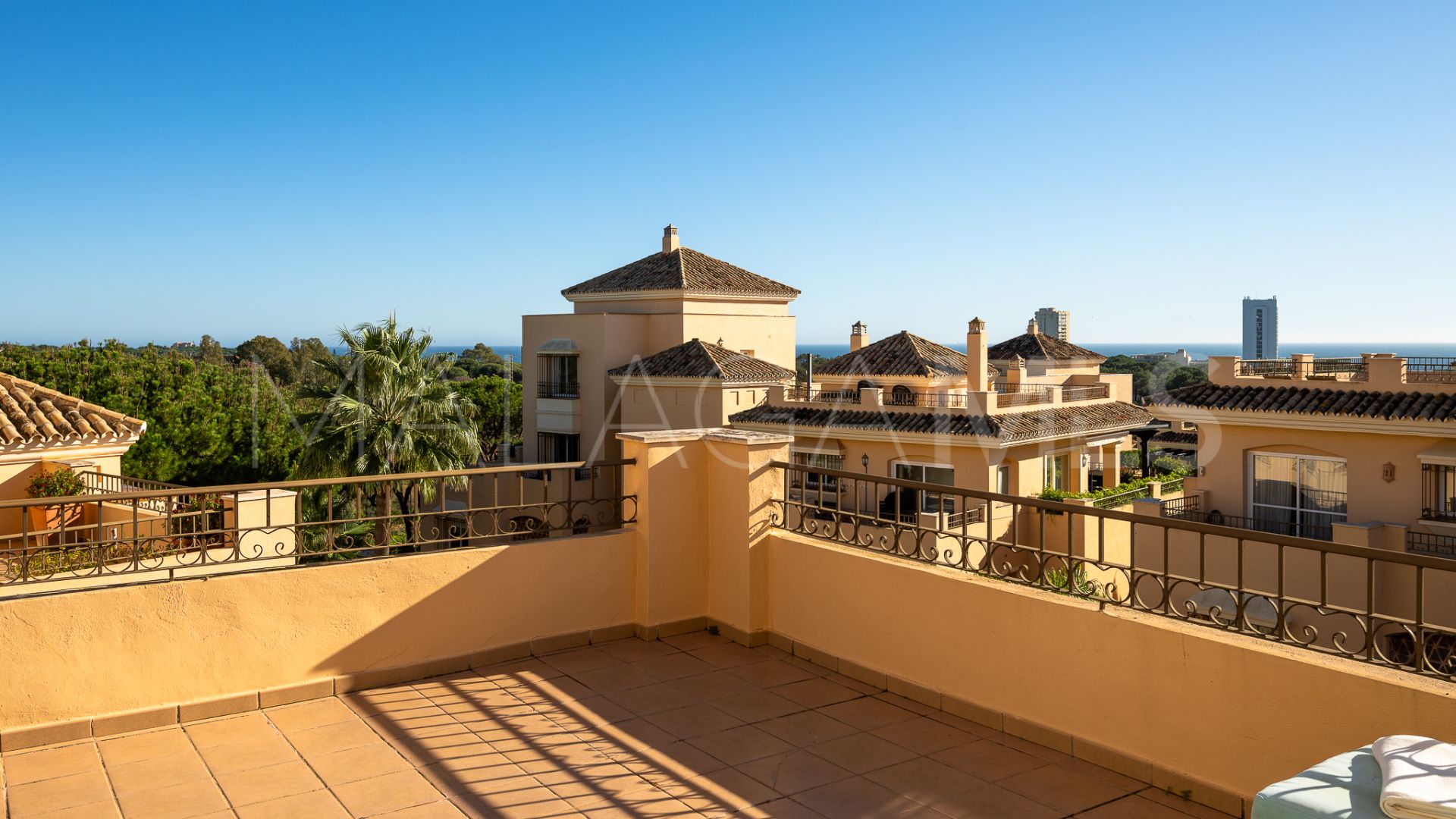 Se vende atico duplex in Hacienda Elviria