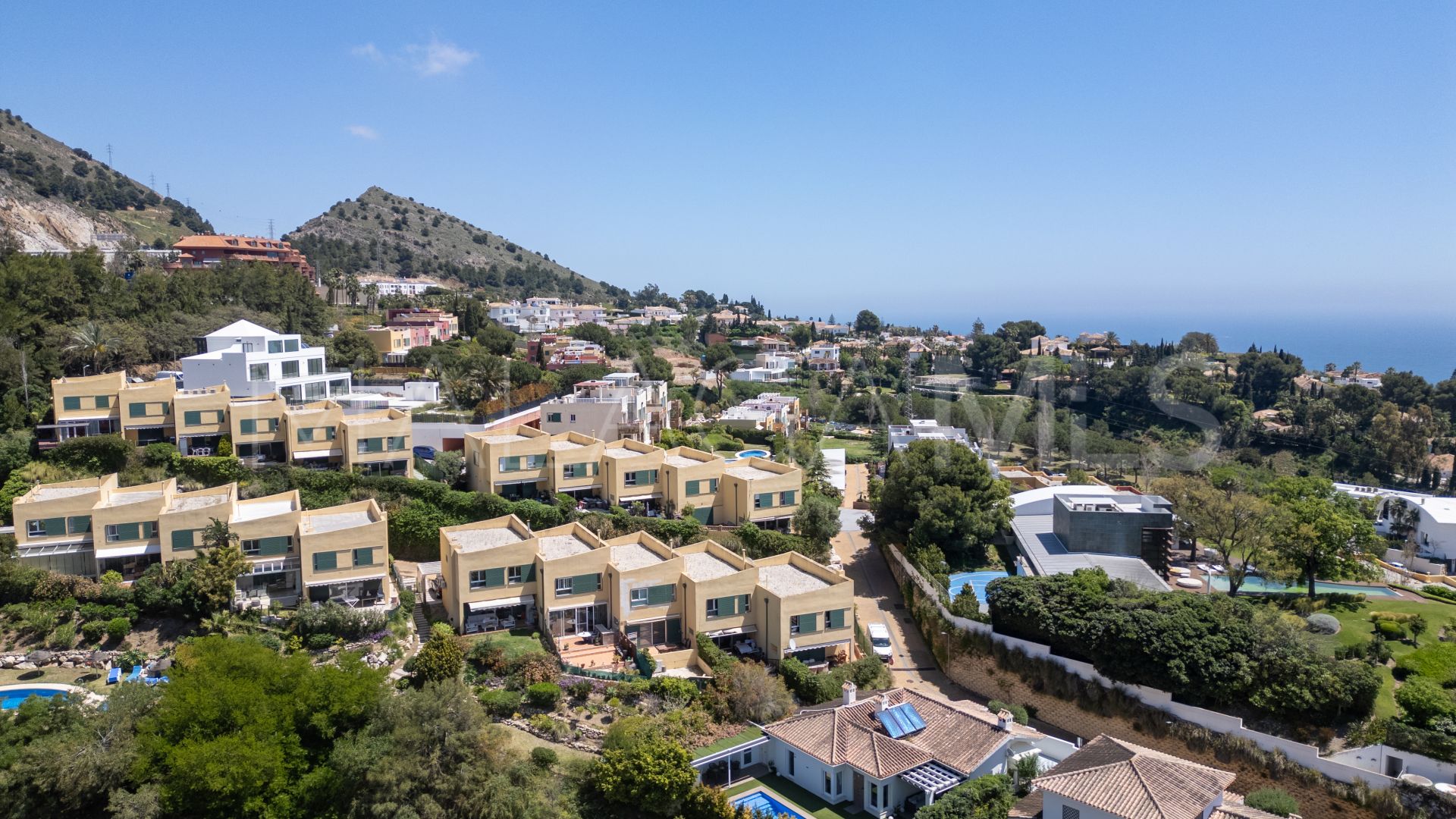 2 bedrooms El Higueron apartment for sale