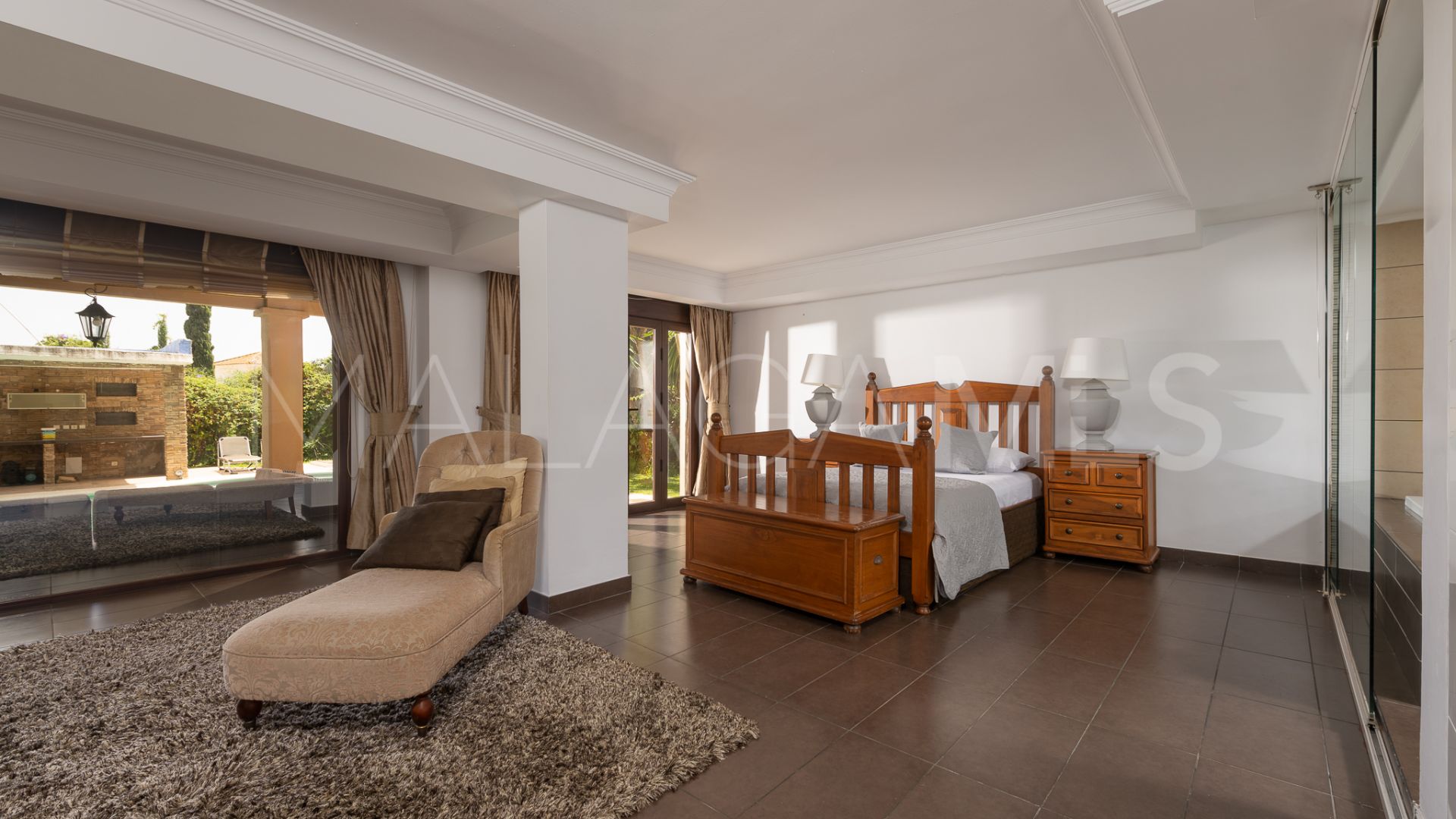 For sale Golden Mile villa with 4 bedrooms