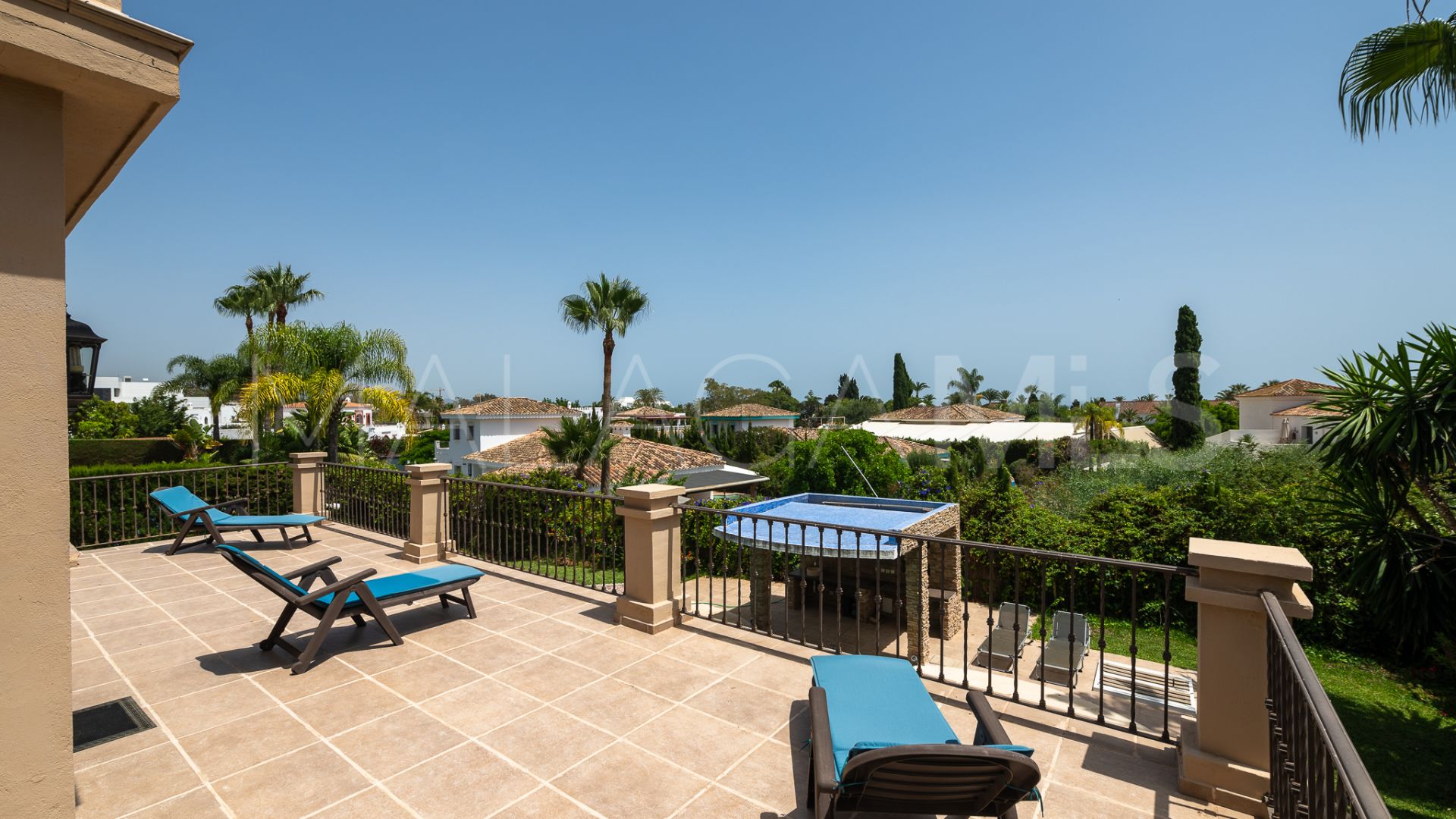 Villa a la venta in Golden Mile with 4 bedrooms