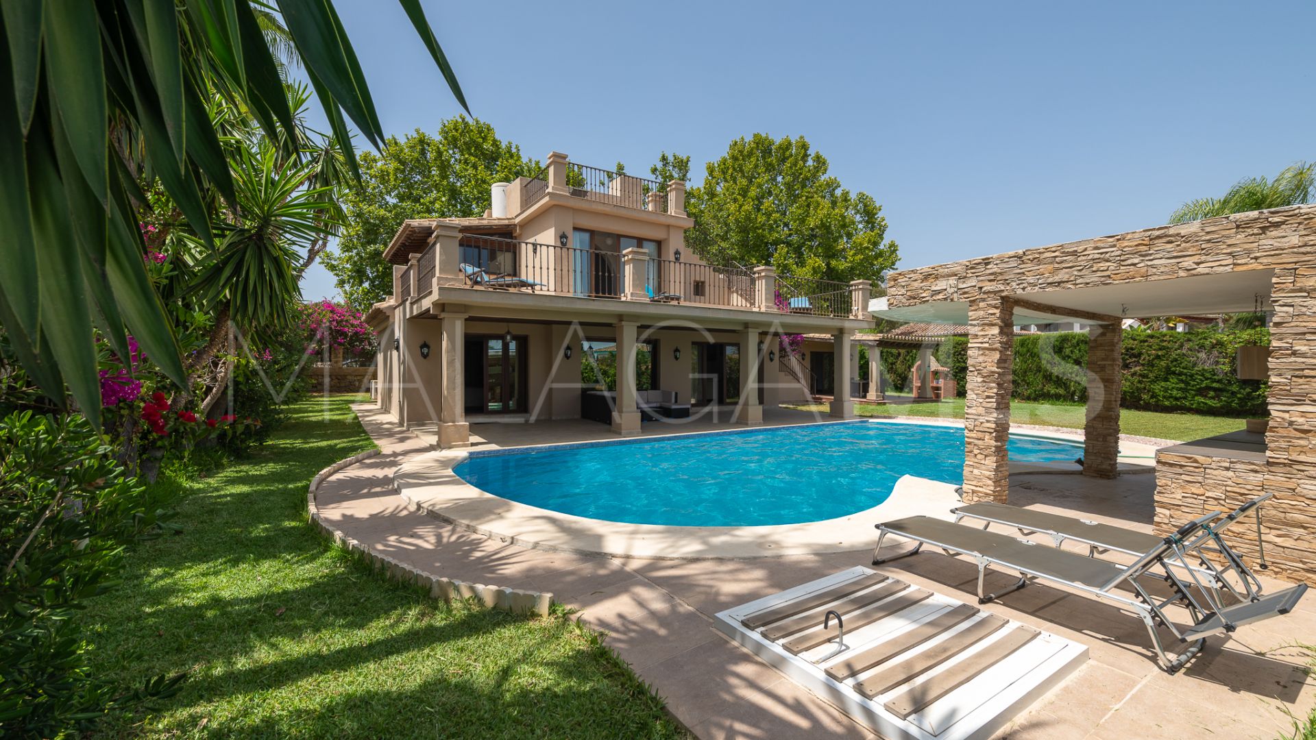 Villa a la venta in Golden Mile with 4 bedrooms