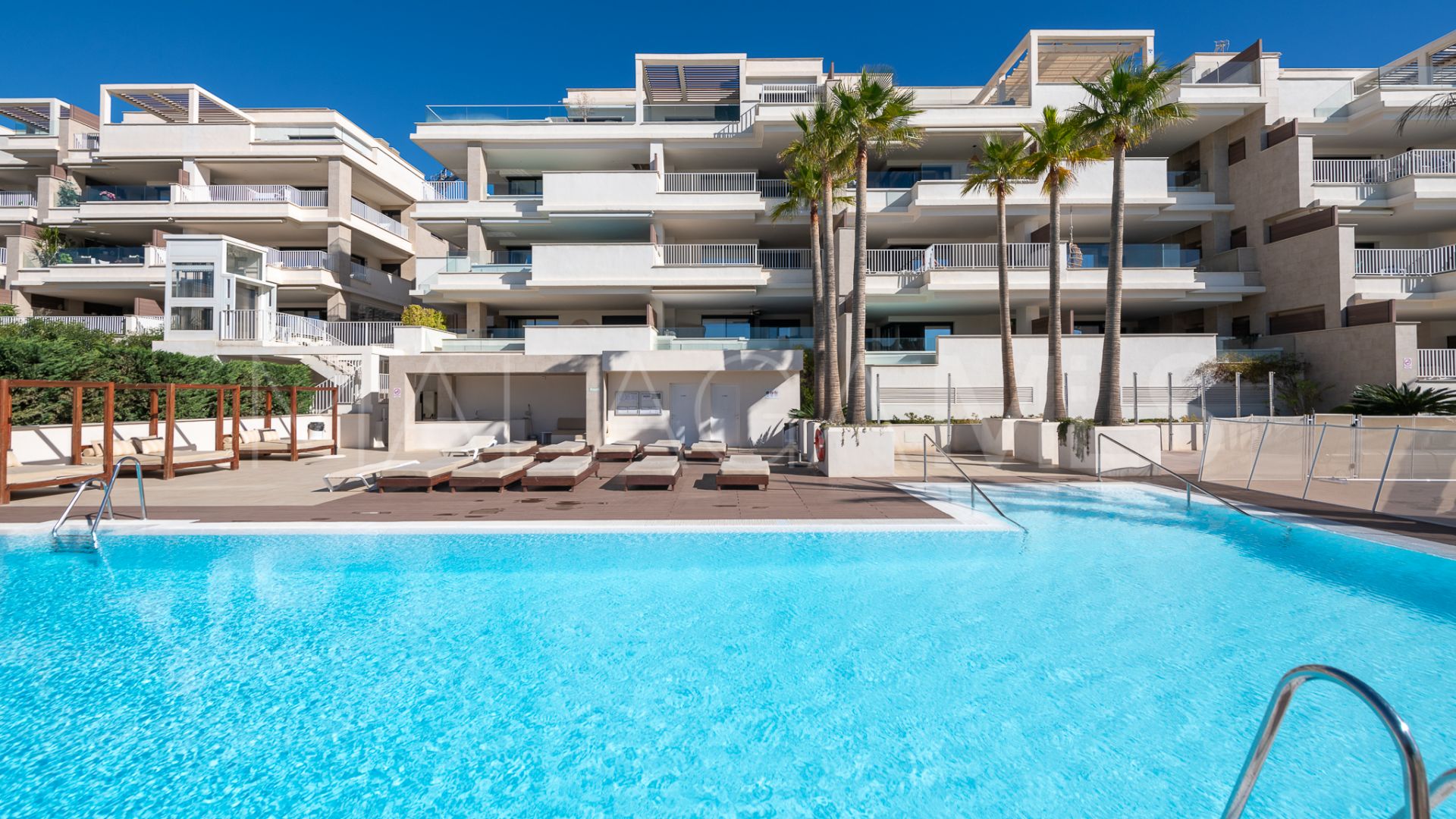 Apartamento for sale with 4 bedrooms in Cala de Mijas