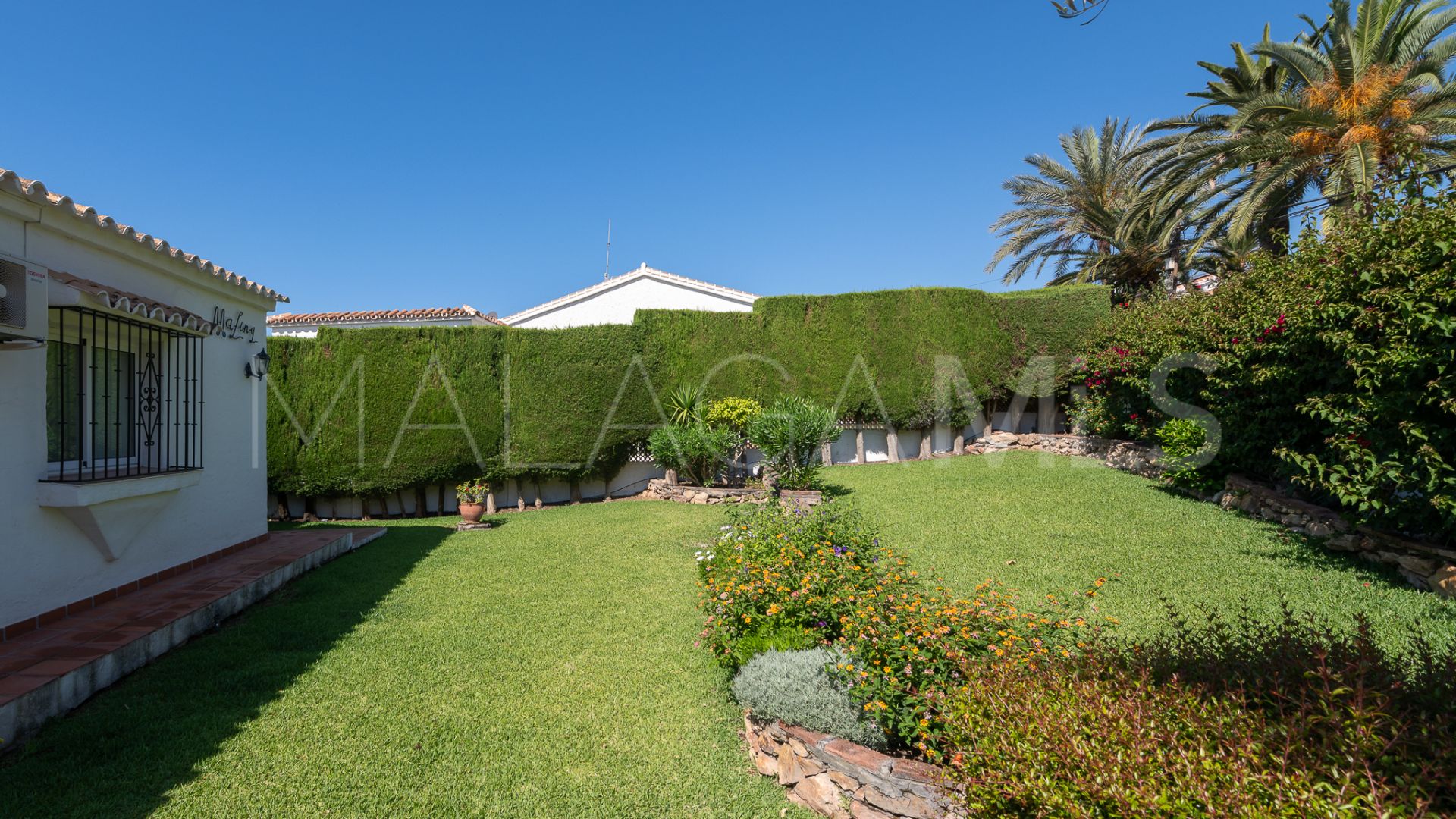 Villa for sale in Nerja